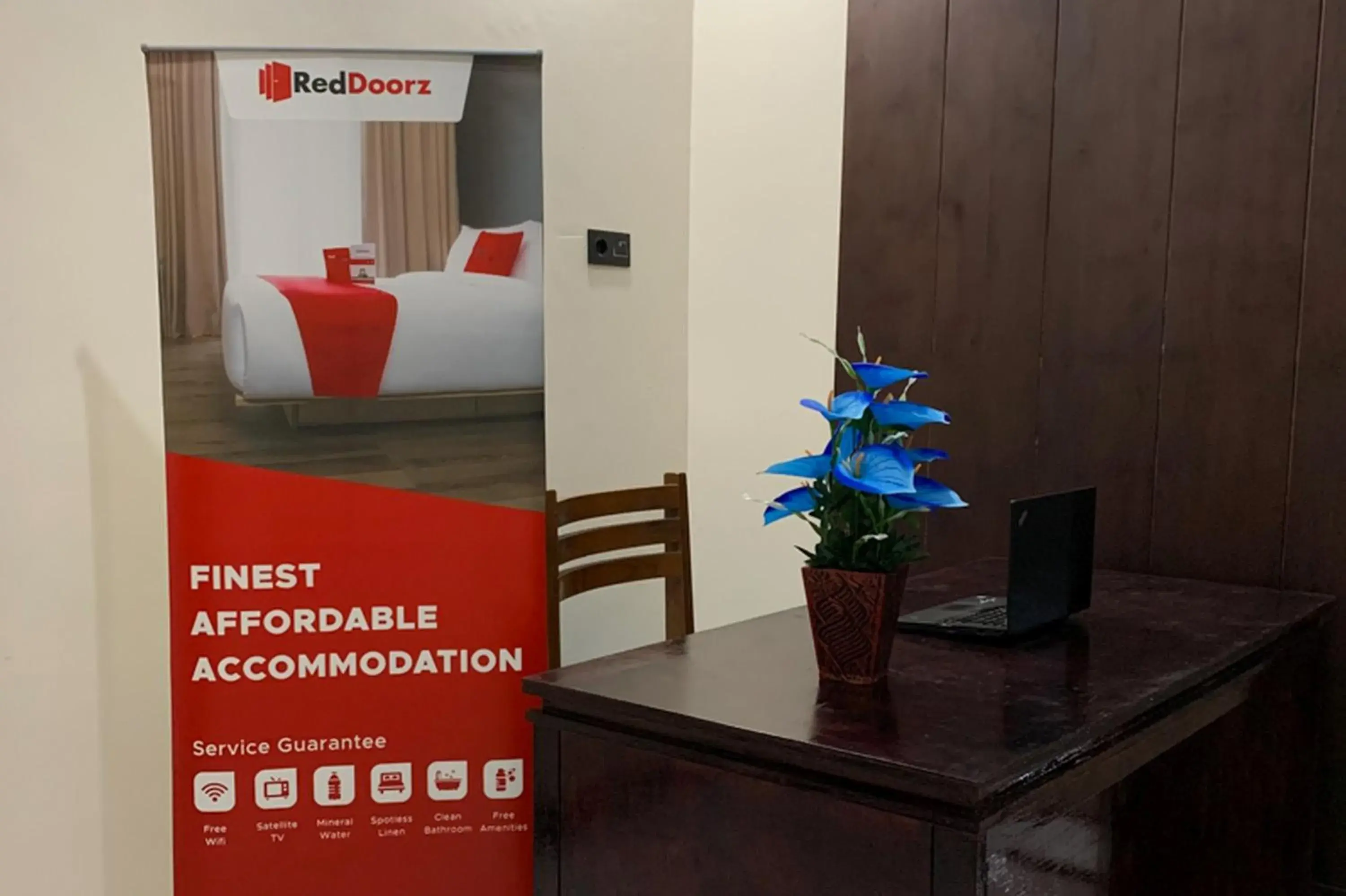 Lobby or reception in RedDoorz Syariah near Kawasan Simpang Lima Pati Lobby or reception in RedDoorz Syariah near Kawasan Simpang Lima Pati