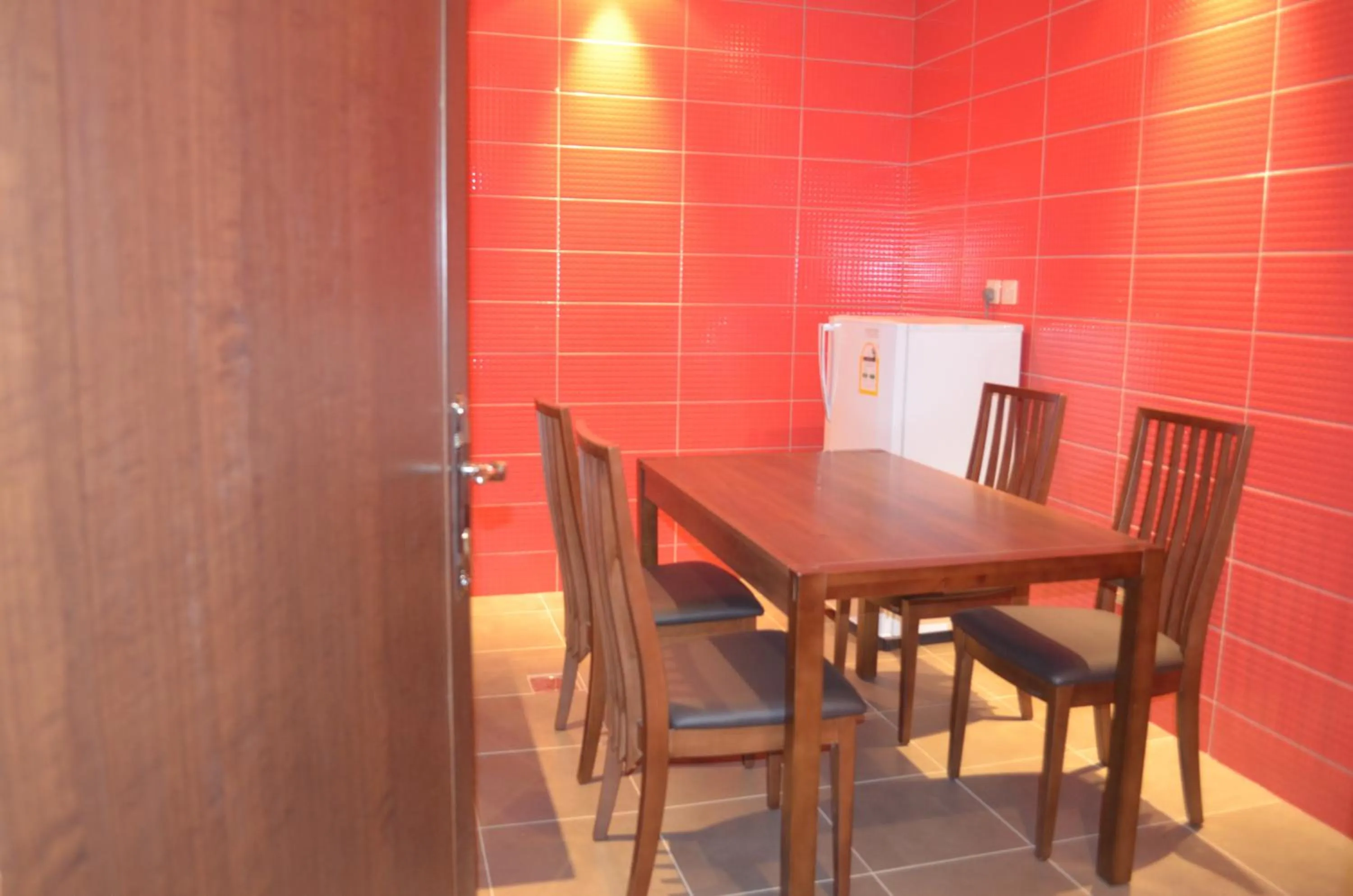 Dining area in Al Juraisi Hotel Apartments