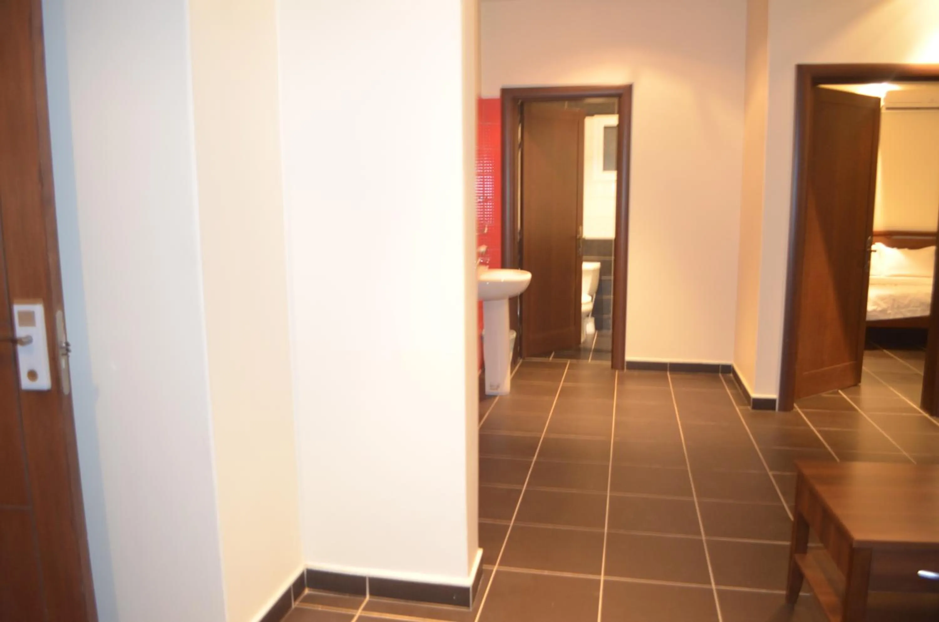 Communal lounge/ TV room in Al Juraisi Hotel Apartments