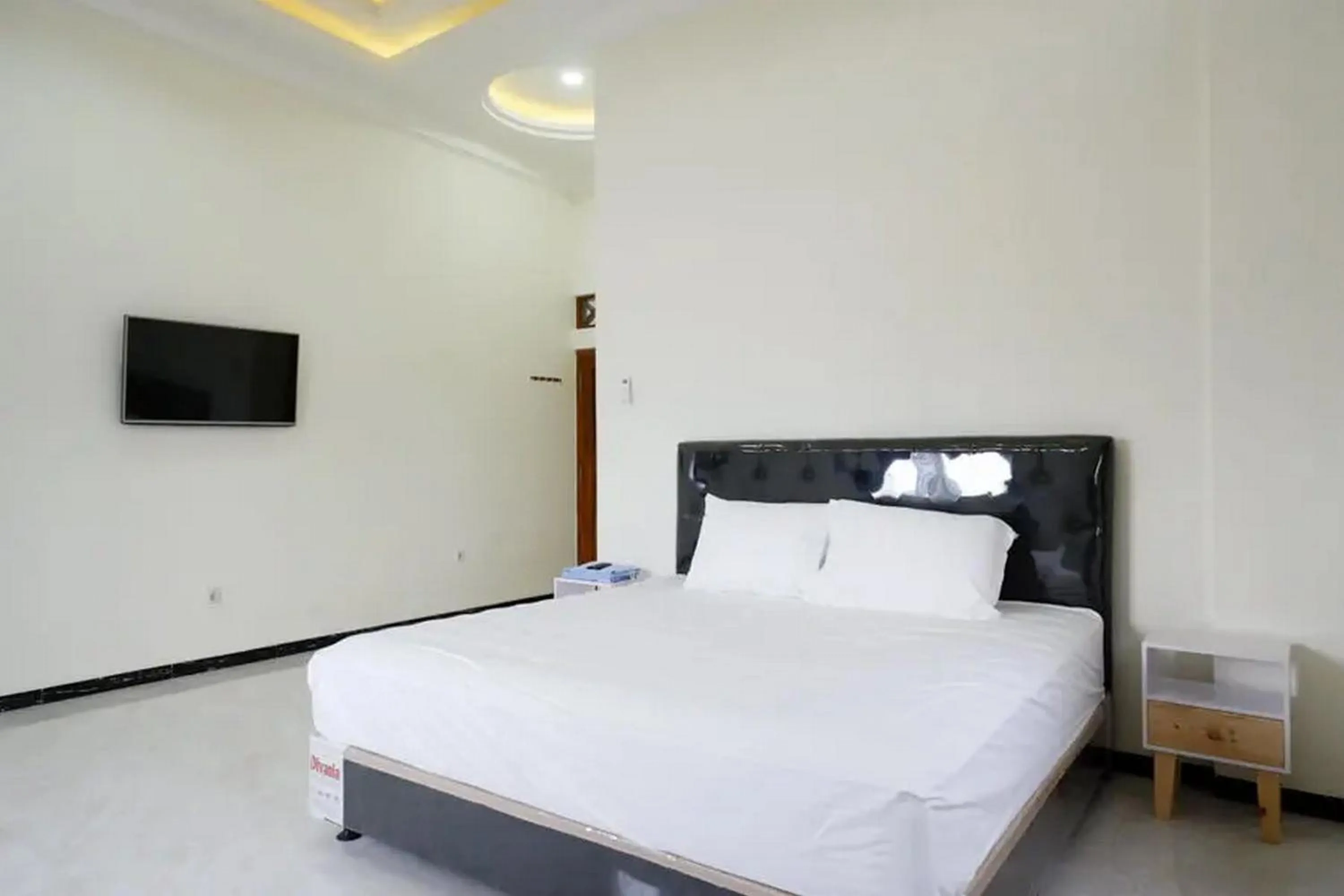 Bedroom, Bed in Griya Mataram Kotagede Mitra RedDoorz