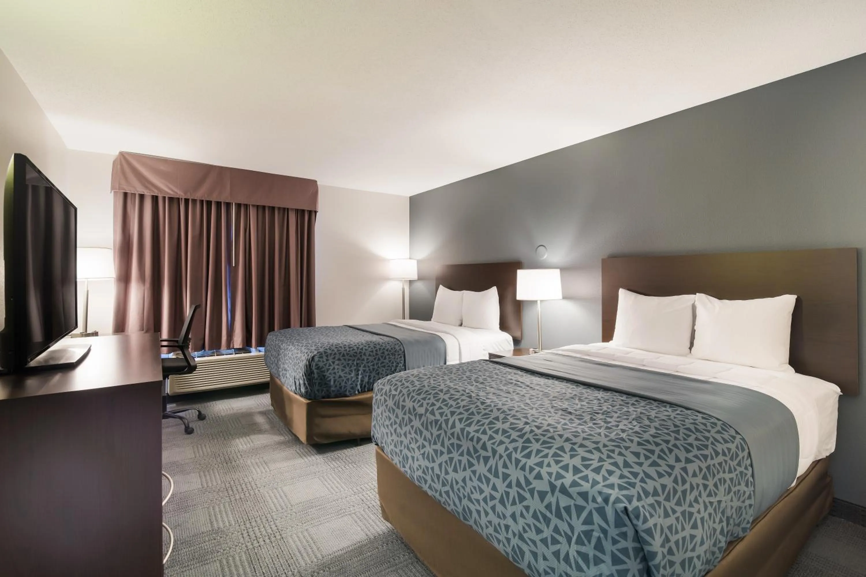 Bedroom, Bed in Econo Lodge Williston