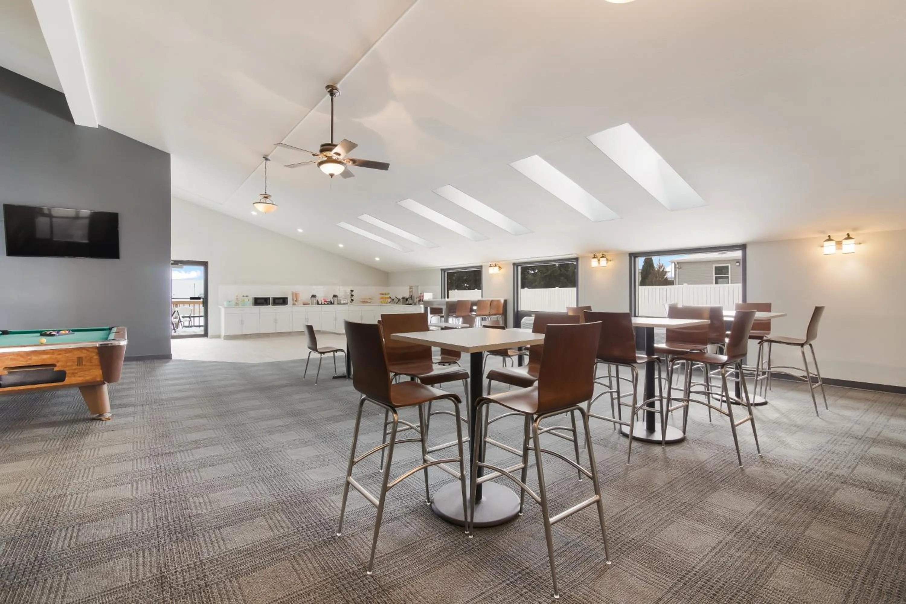 Dining area in Econo Lodge Williston