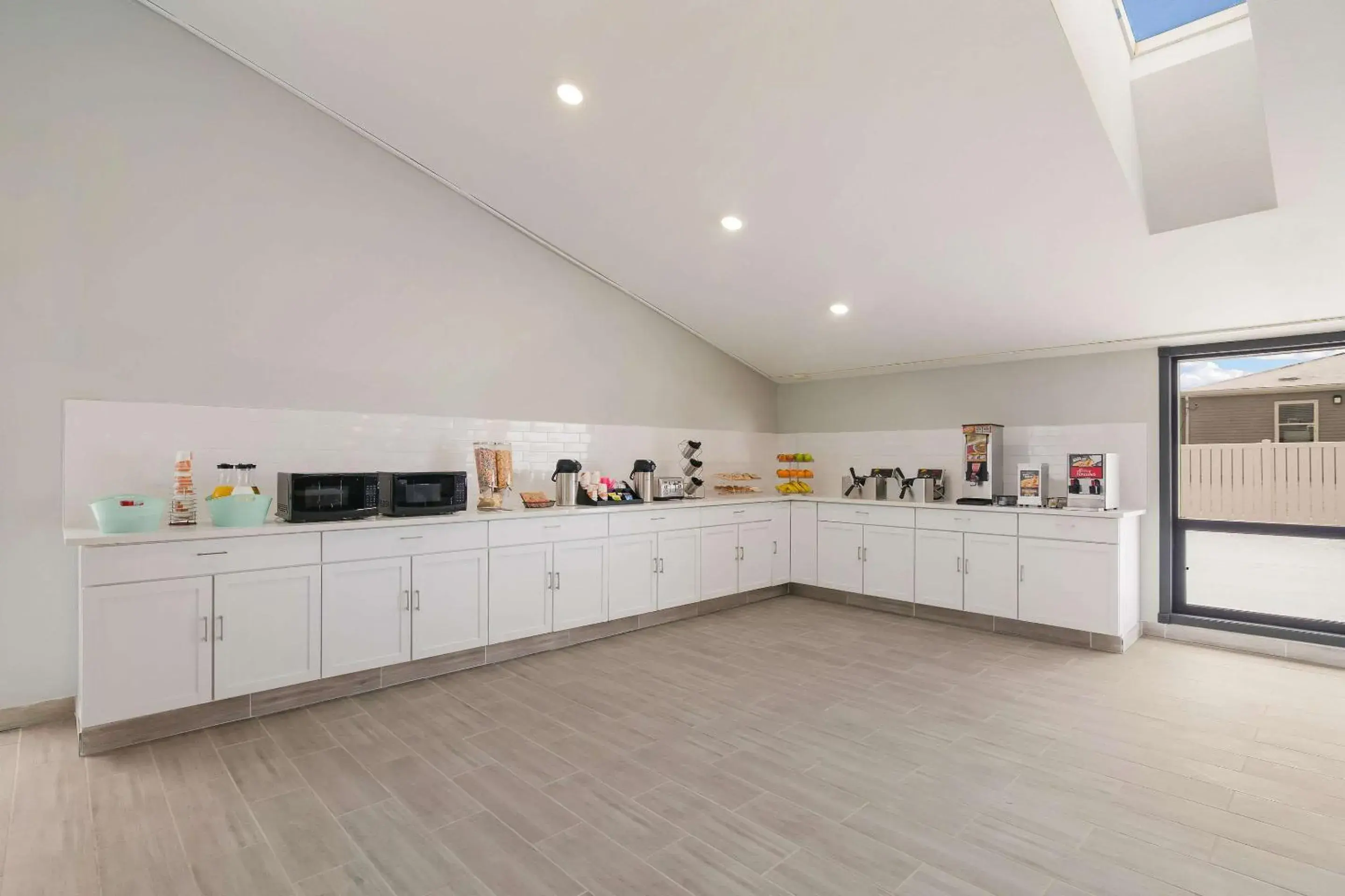 Restaurant/places to eat in Econo Lodge Williston Restaurant/places to eat in Econo Lodge Williston