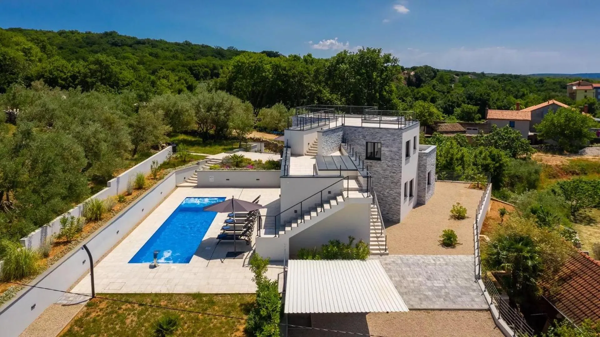 Luxury Villa Subventus