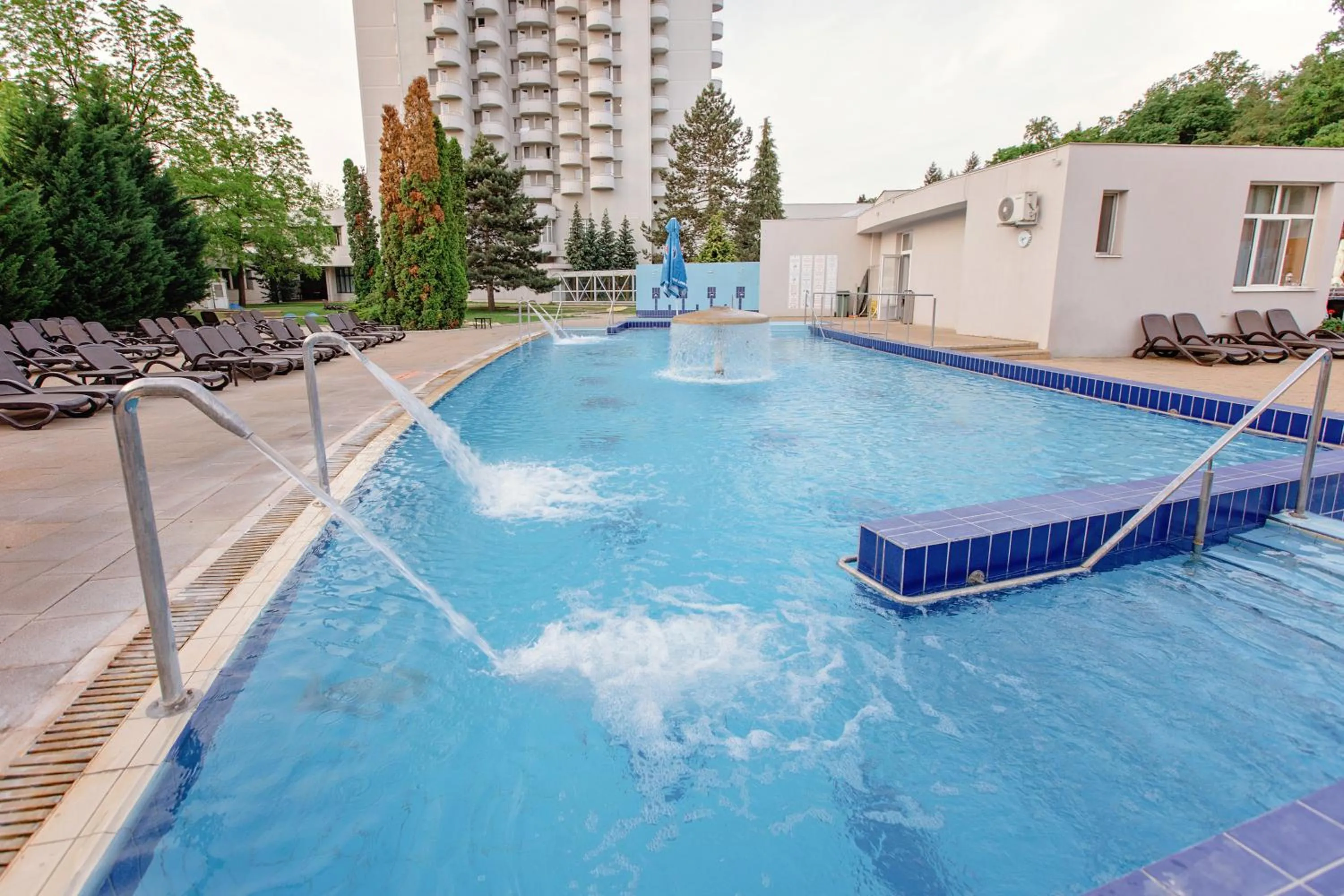 Swimming pool in Hotel International