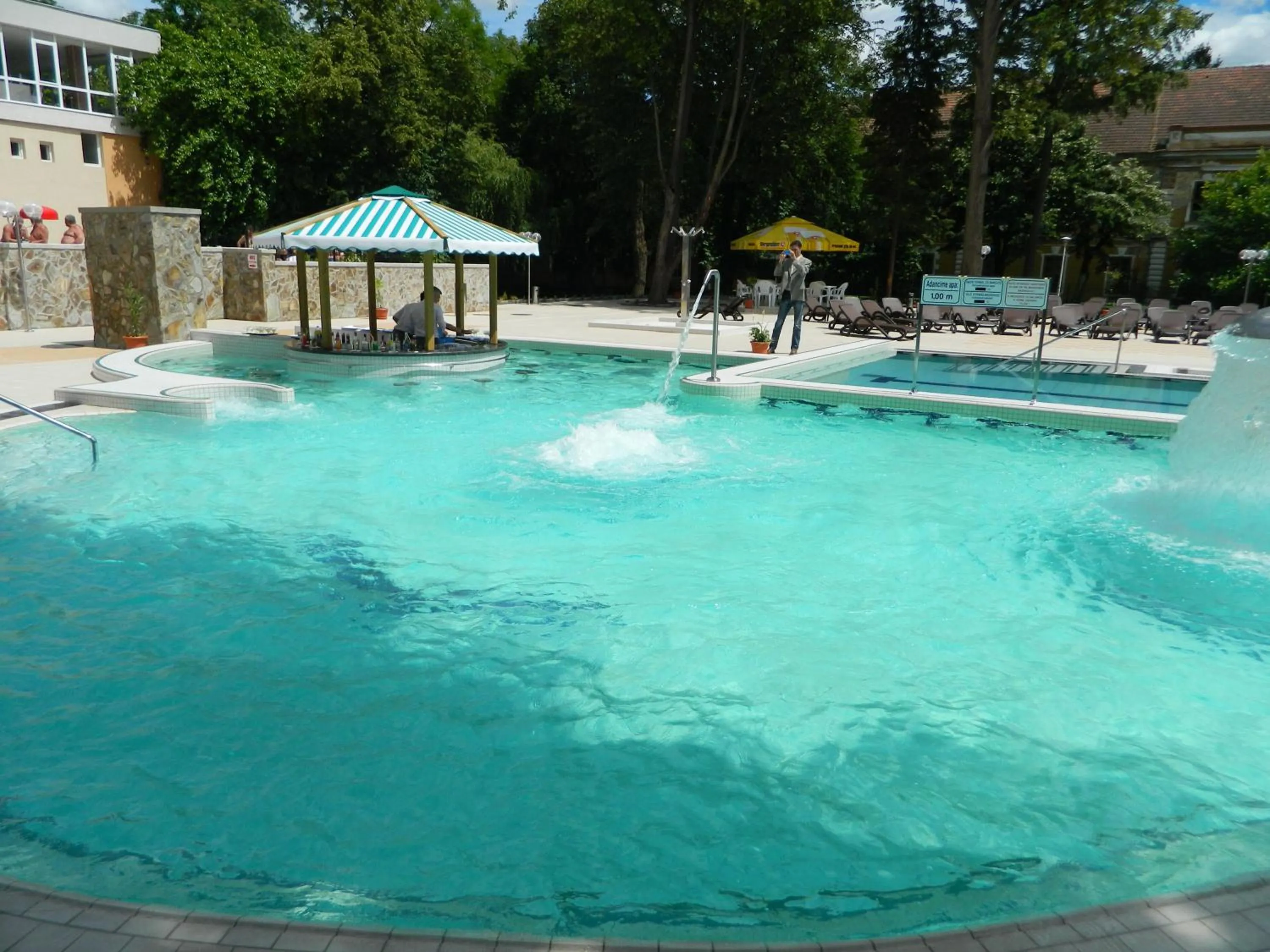 Hot Spring Bath in Hotel Nufarul