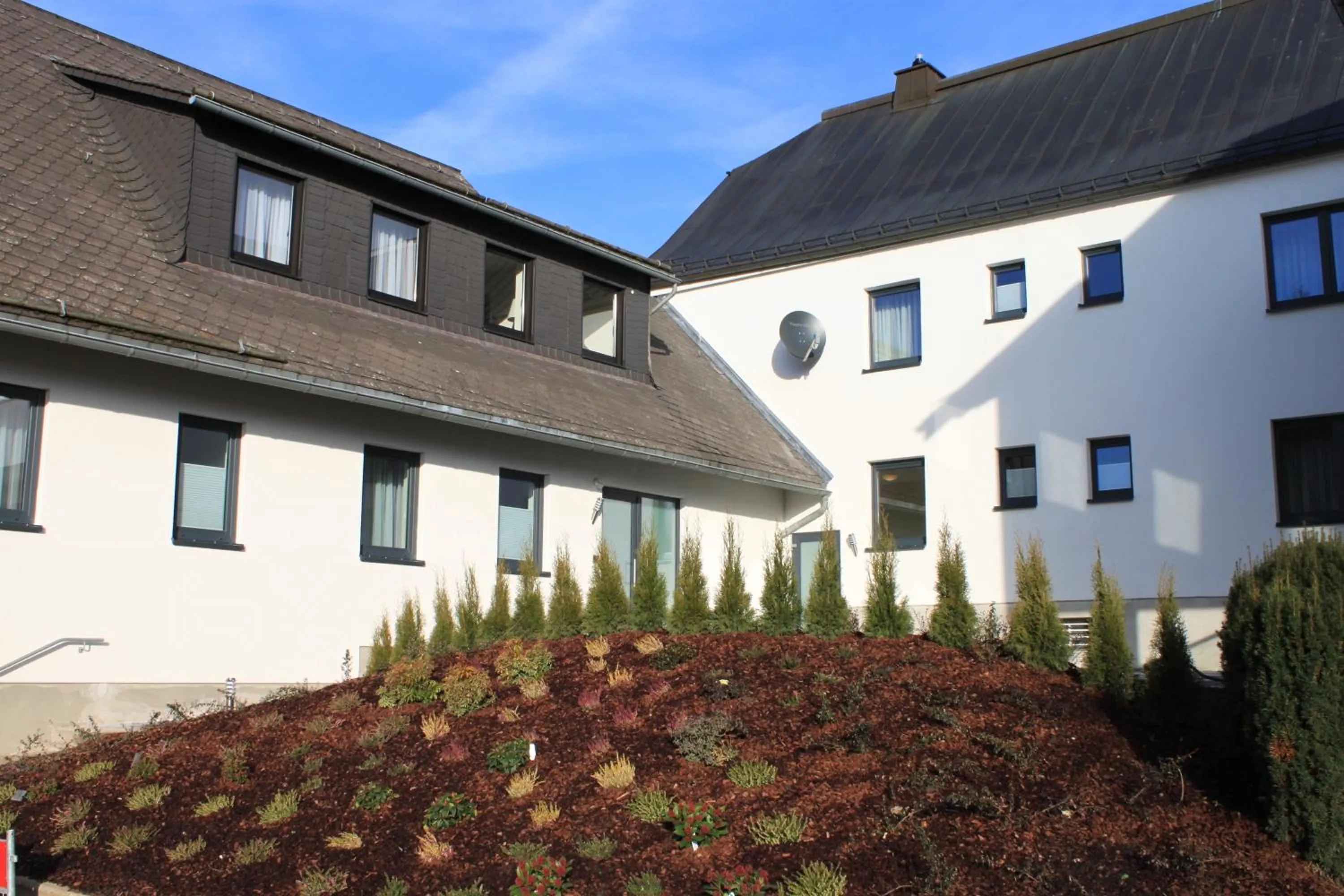 Facade/entrance in Troll's Brauhaushotel