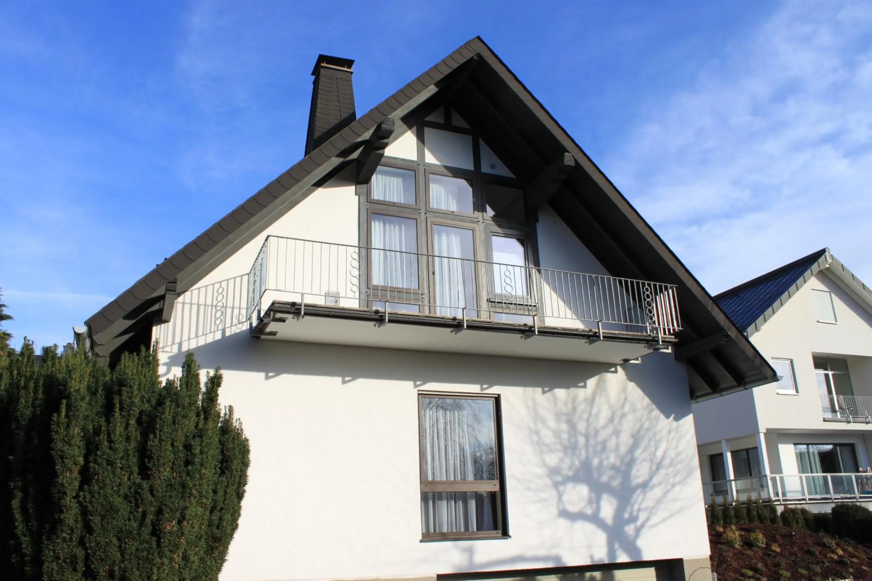 Facade/entrance in Troll's Brauhaushotel