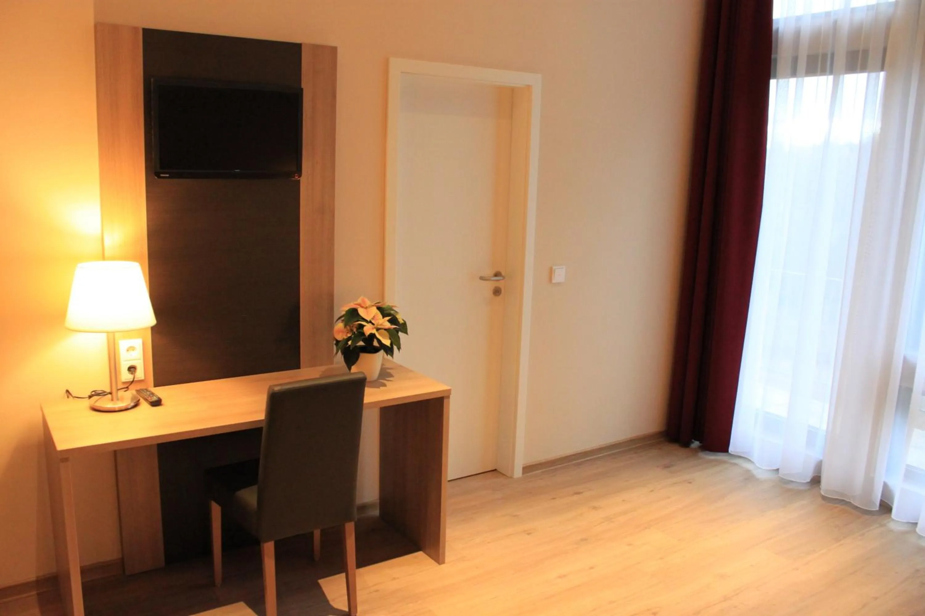 Seating area in Troll's Brauhaushotel