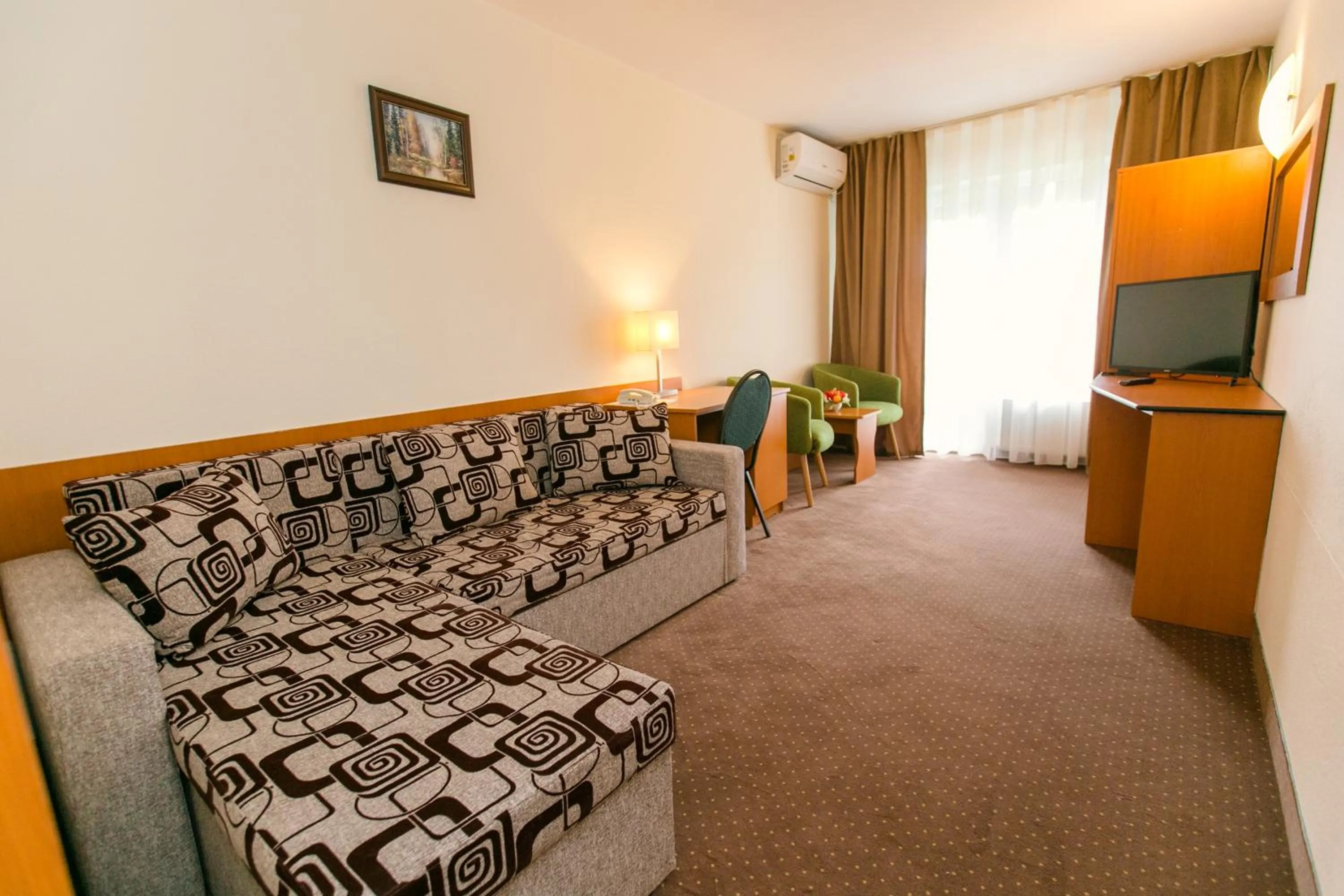 Photo of the whole room, Bed in Hotel Poienița