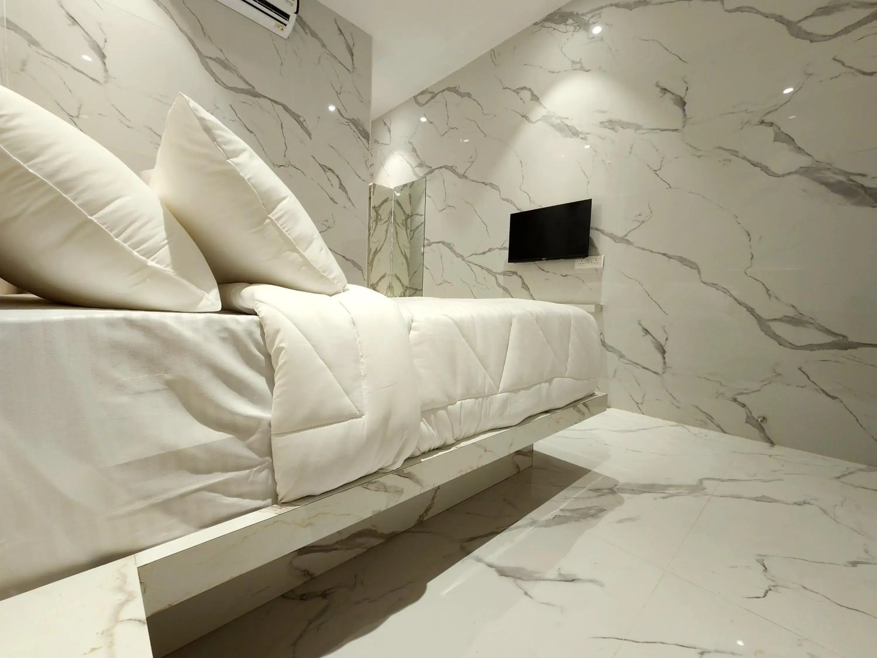 Bed in Landcorp hotels Bed in Landcorp hotels