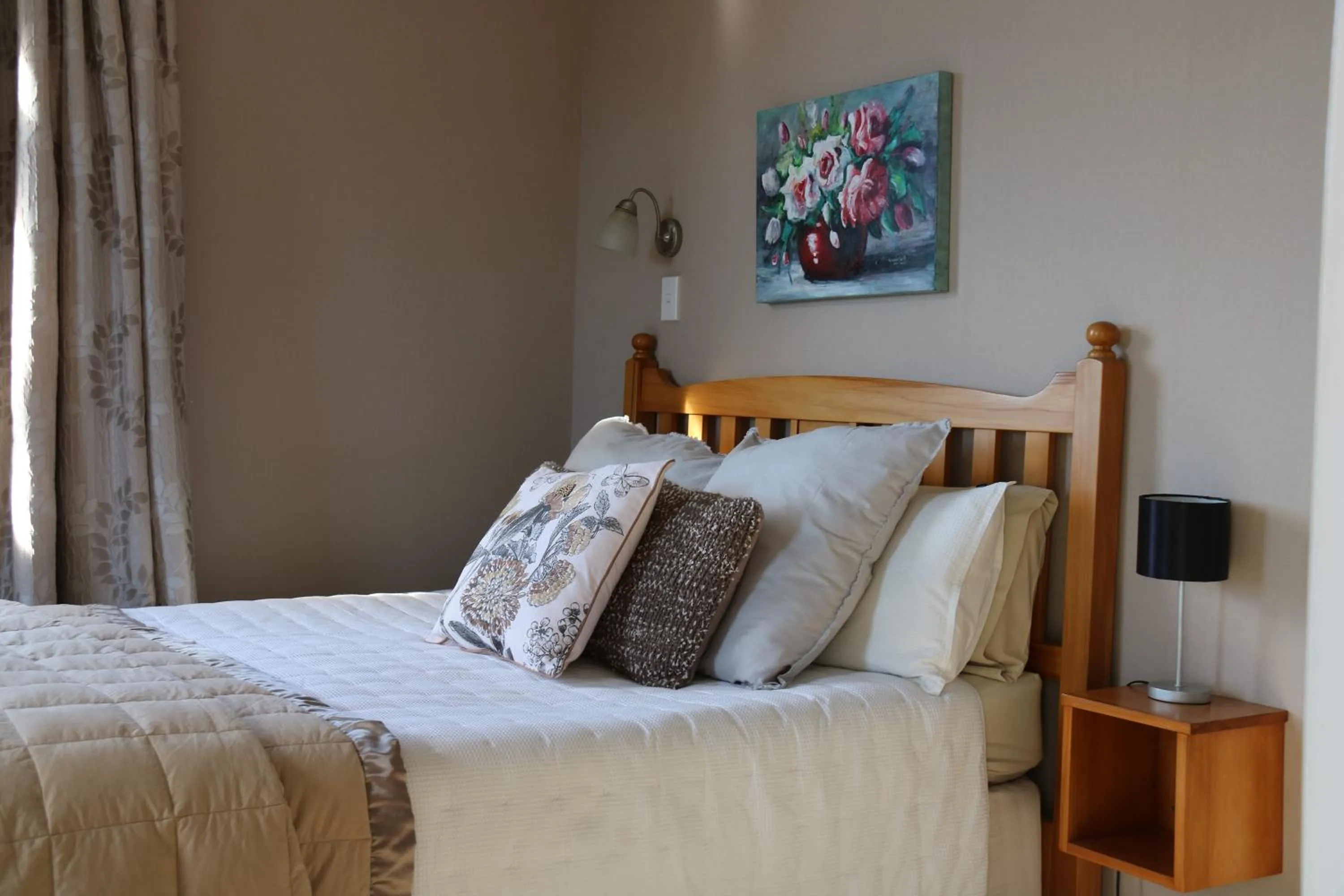 Other, Bed in The Point B&B