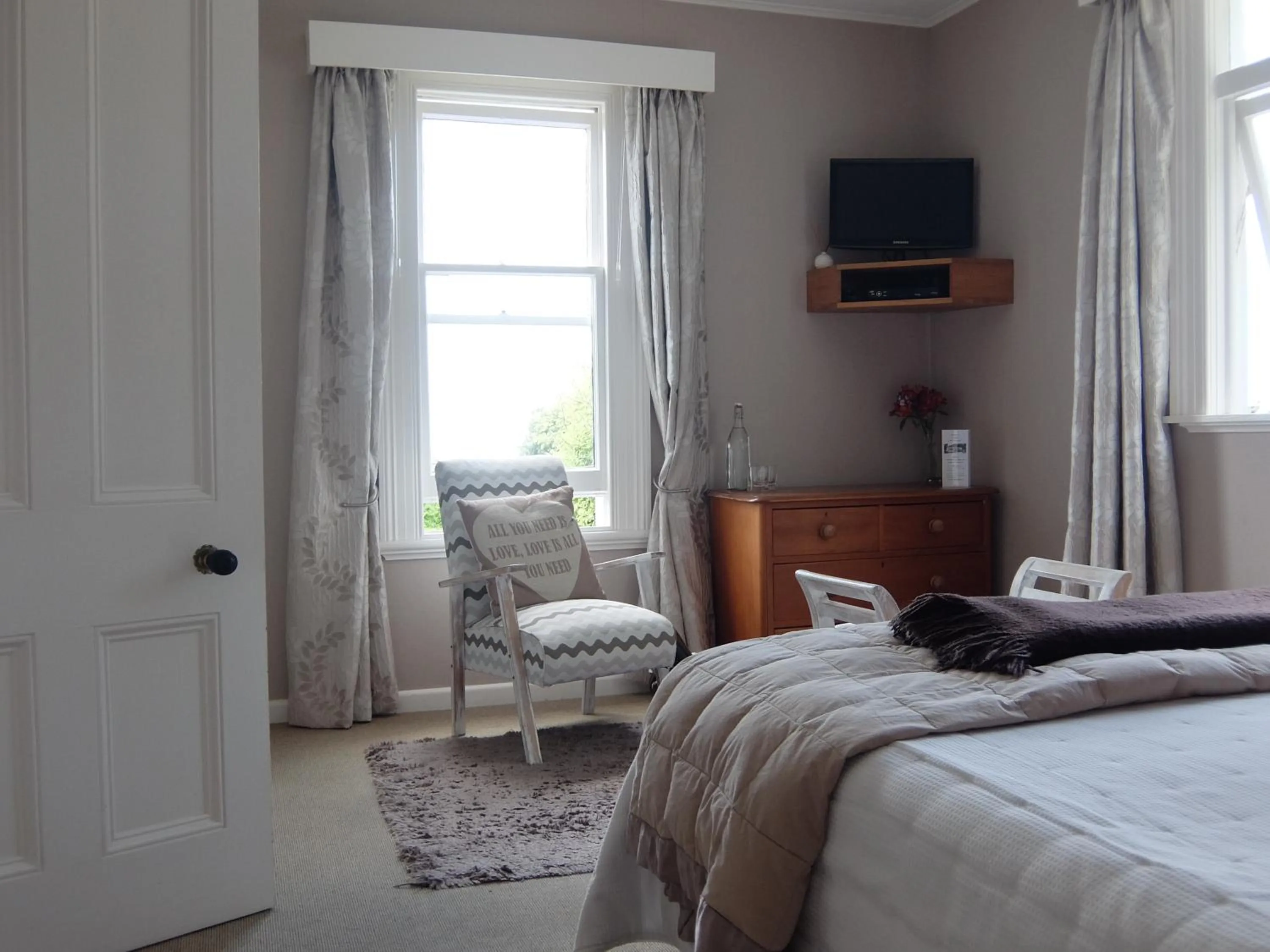 Bedroom, Bed in The Point B&B