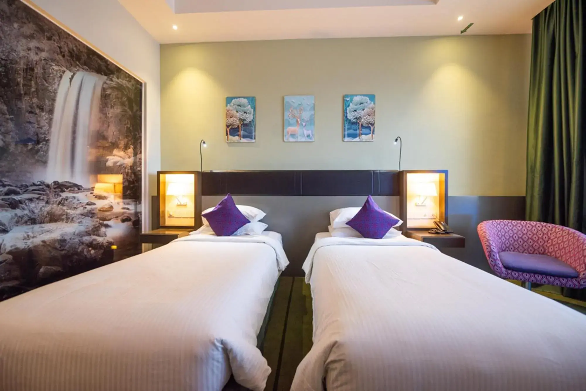 Deluxe Twin Room in Asaya Hotel Kota Kinabalu - Refurbished 2024 Deluxe Twin Room in Asaya Hotel Kota Kinabalu - Refurbished 2024