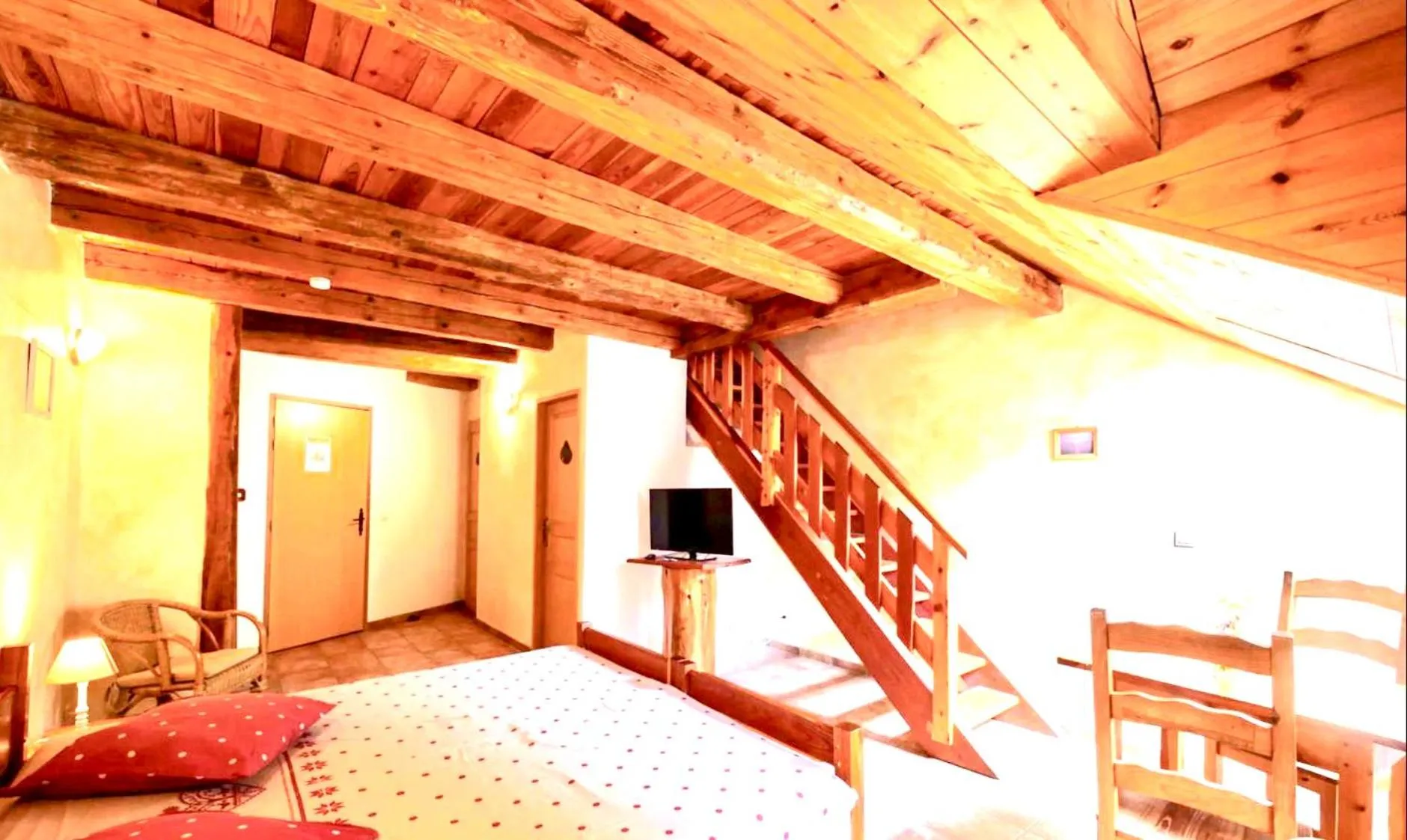 Bed in Chambres d'hôtes l'Abondance