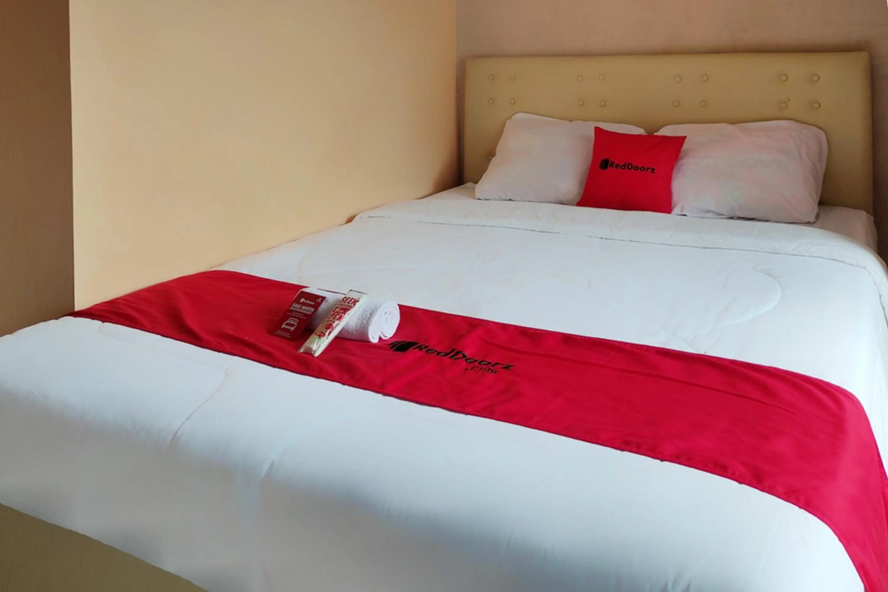 Bed in RedDoorz near Agrowisata Kebun Teh Dieng