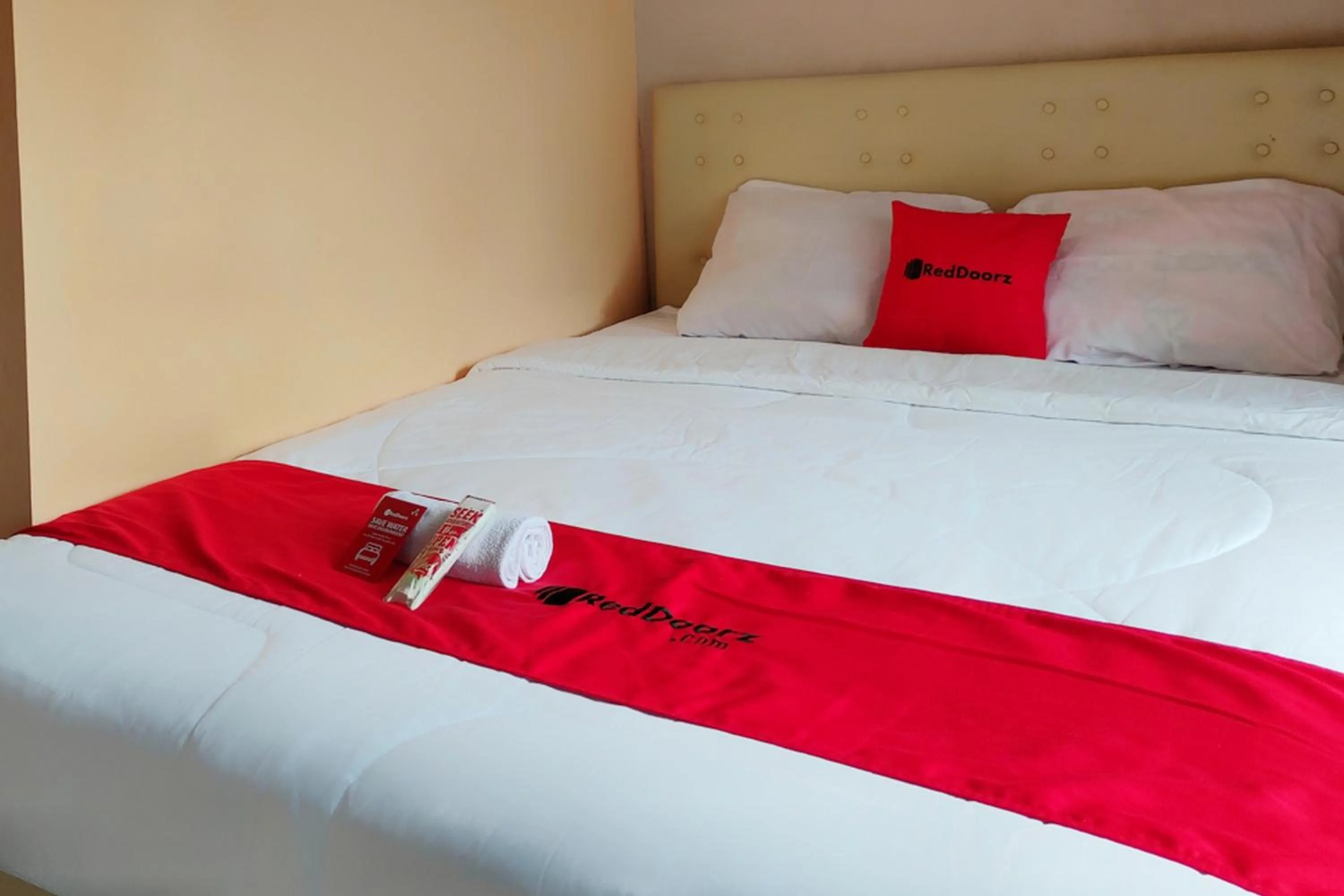 Bed in RedDoorz near Agrowisata Kebun Teh Dieng