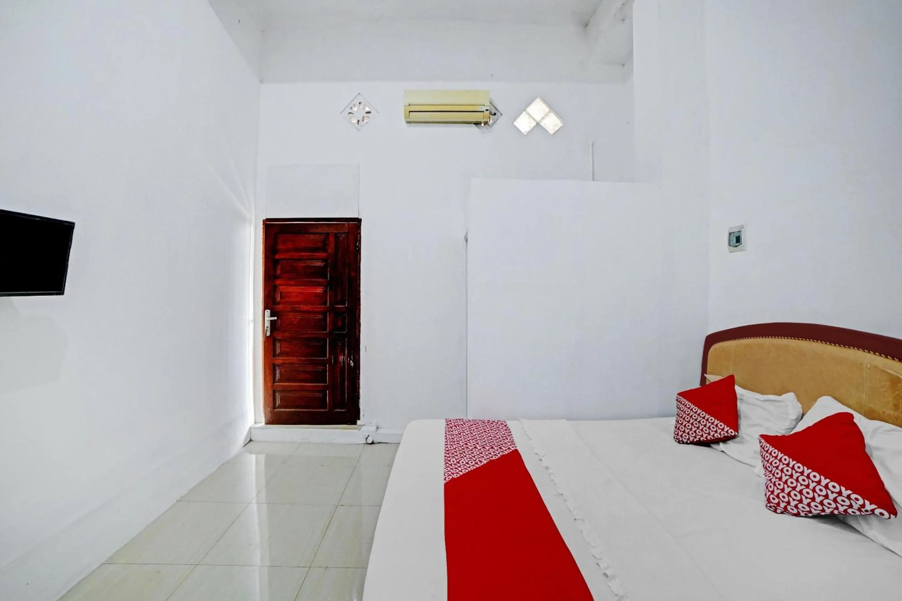 Bedroom, Bed in Hotel O Sepakat Guest House