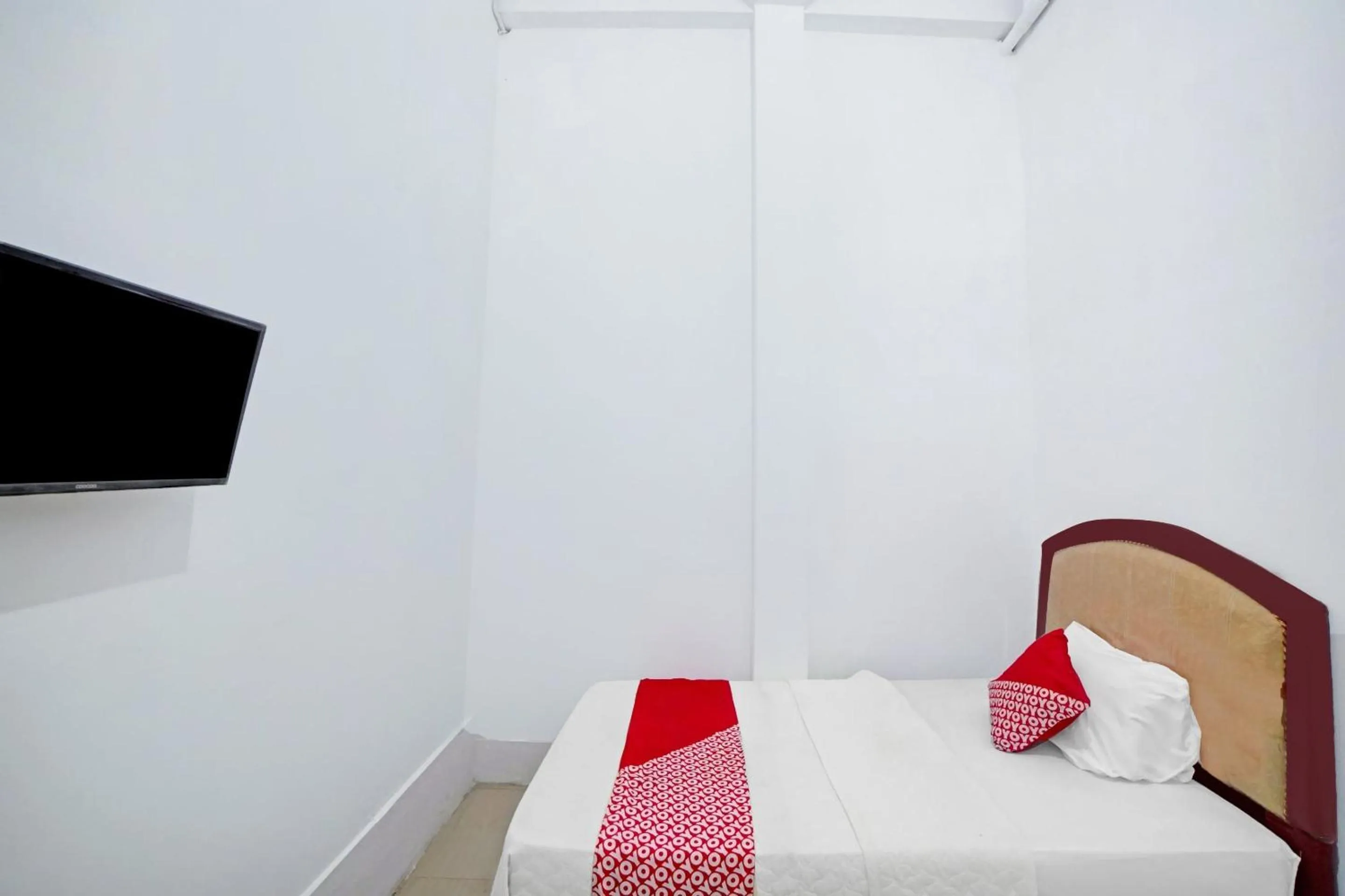 Bedroom, Bed in Hotel O Sepakat Guest House