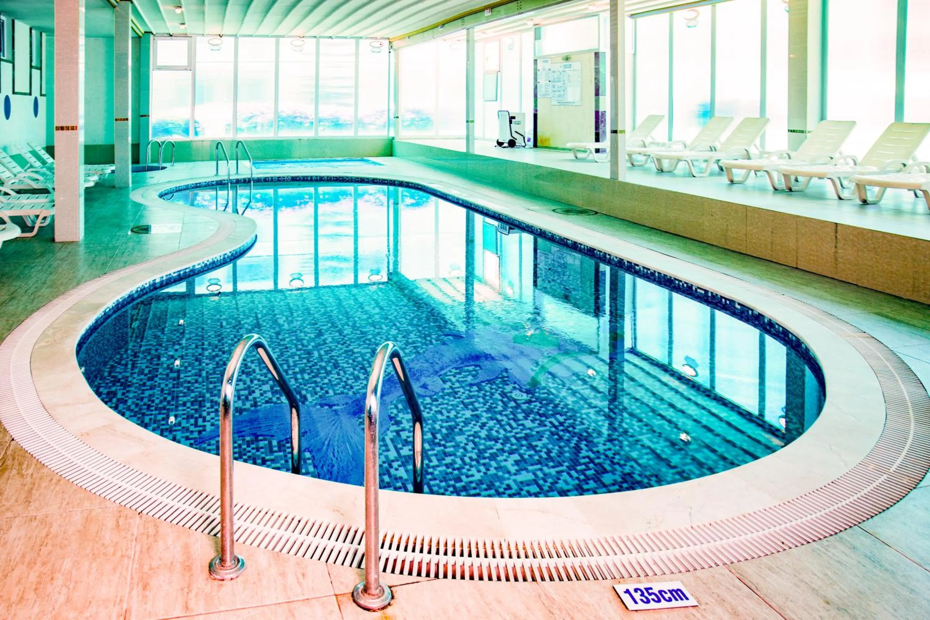 Swimming pool in Daima Biz Hotel - Dolusu Aquapark Access