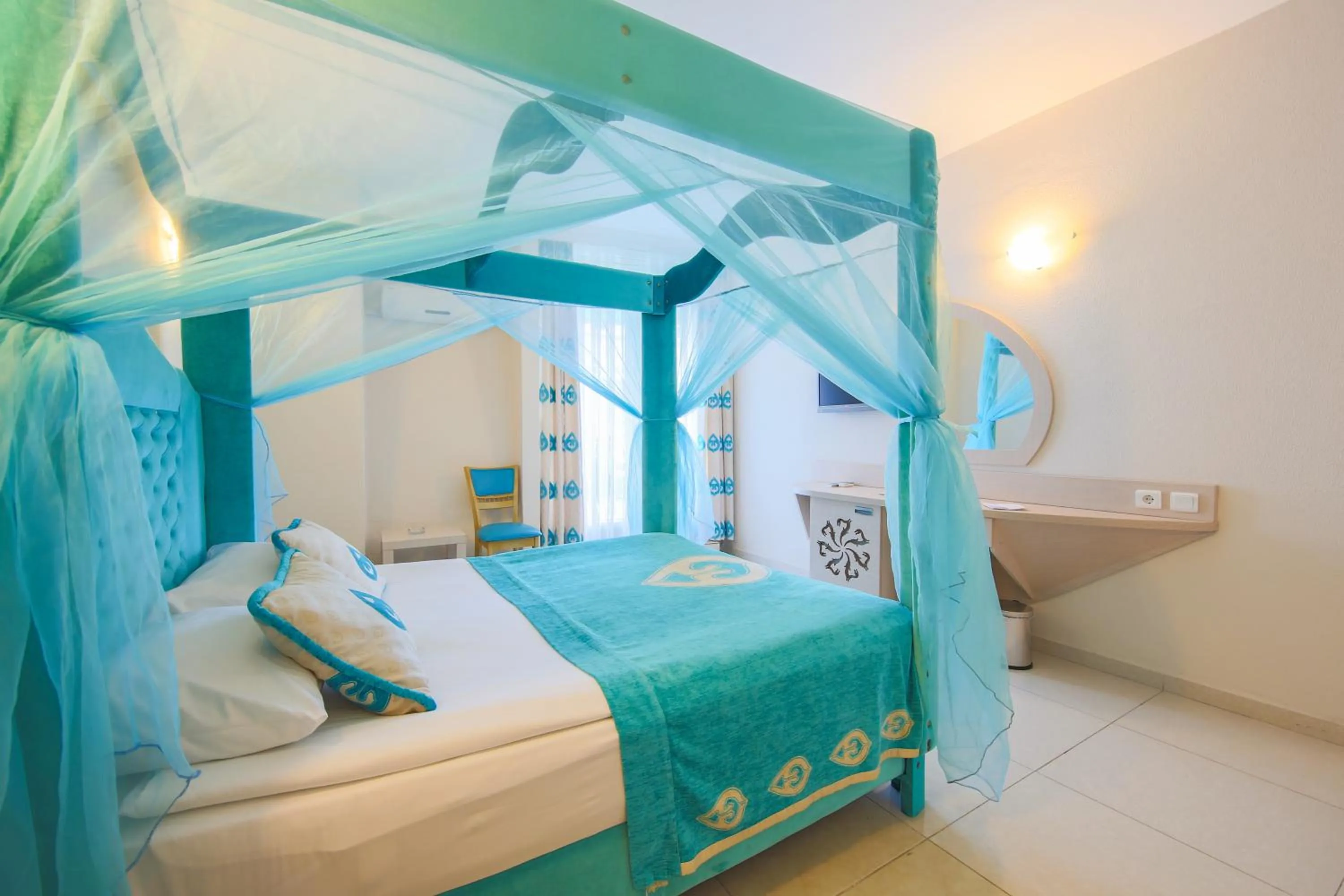 TV and multimedia, Bed in Daima Biz Hotel - Dolusu Aquapark Access