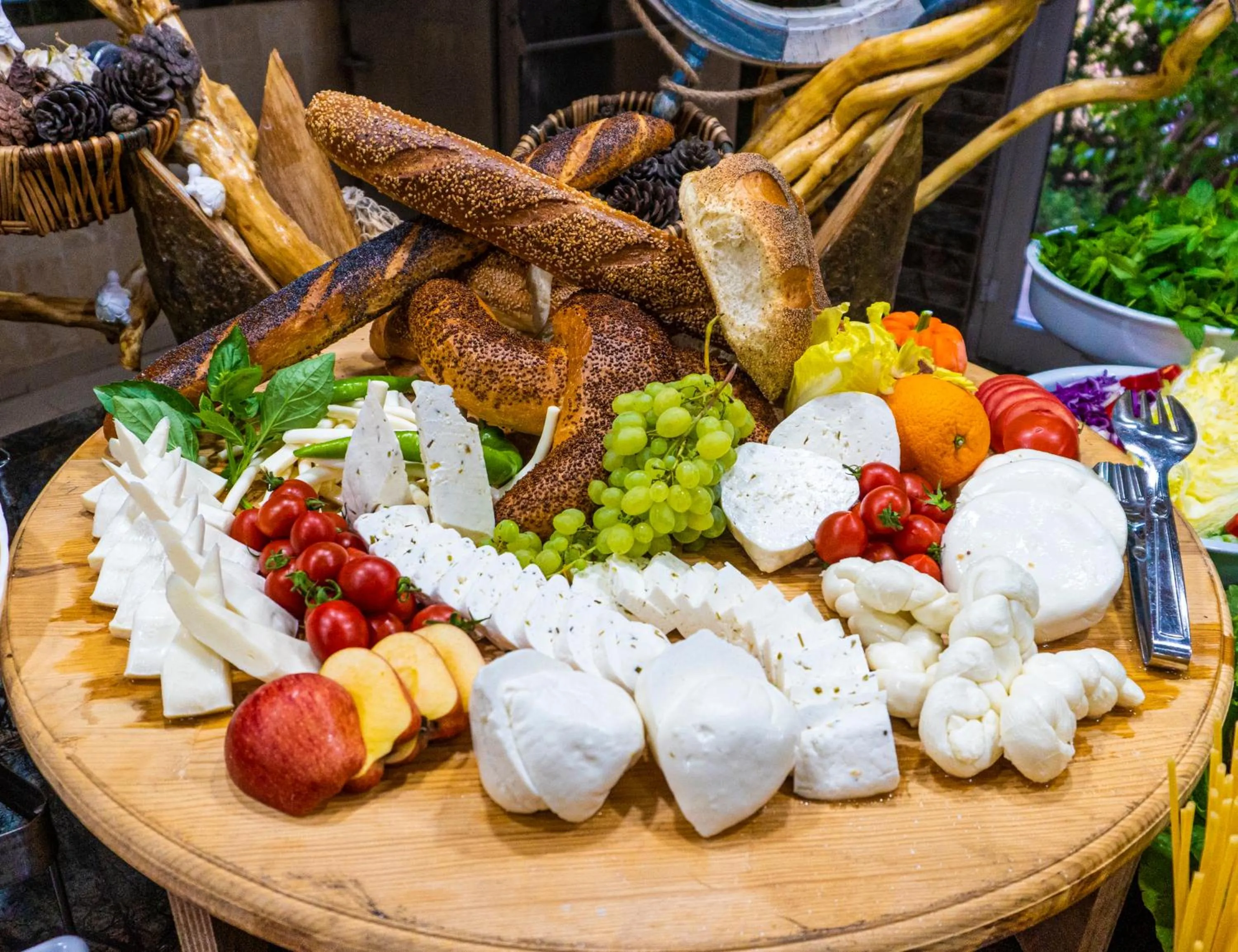 Restaurant/places to eat in Daima Biz Hotel - Dolusu Aquapark Access