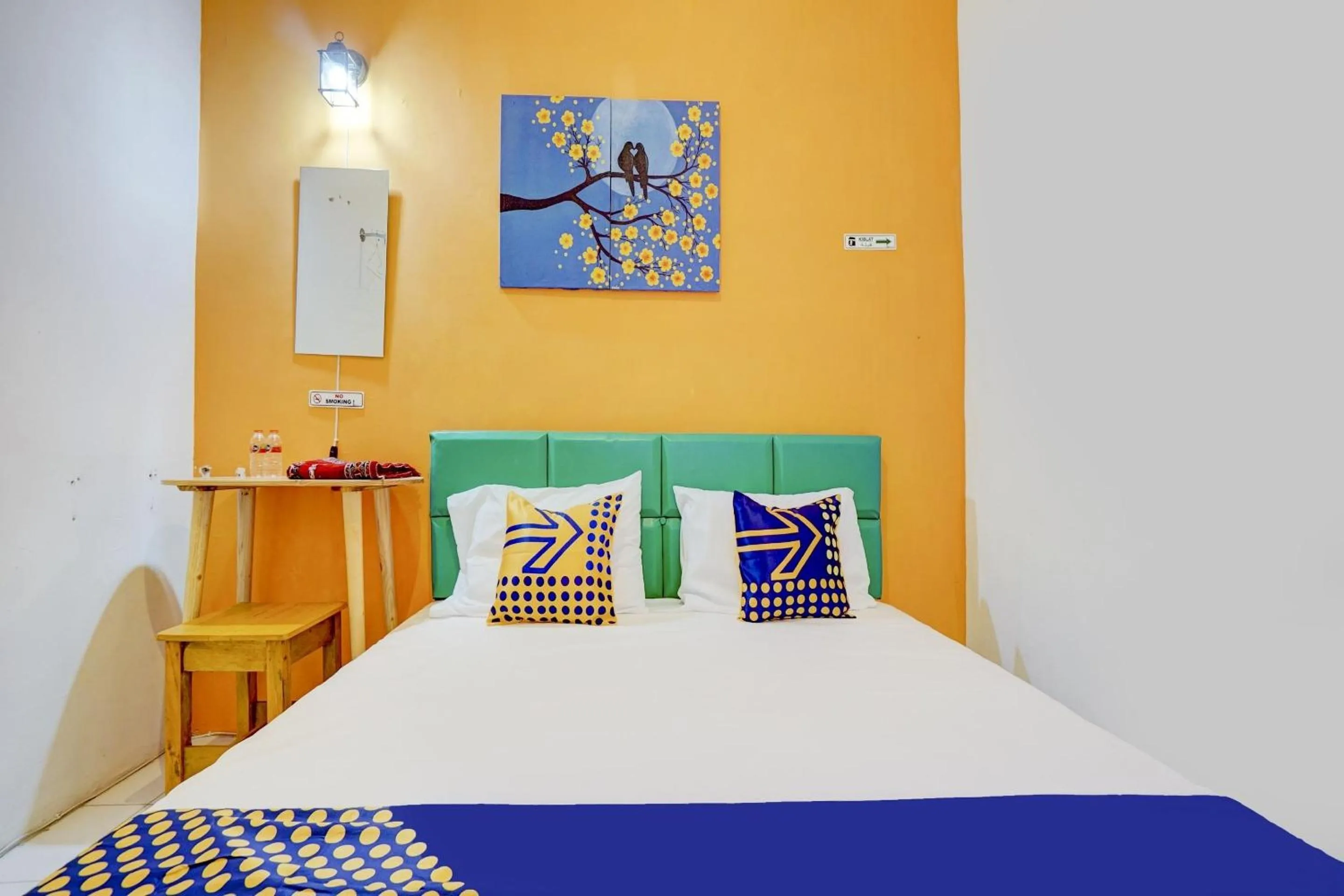 Bedroom in Hotel O Edotel Tebe Syariah