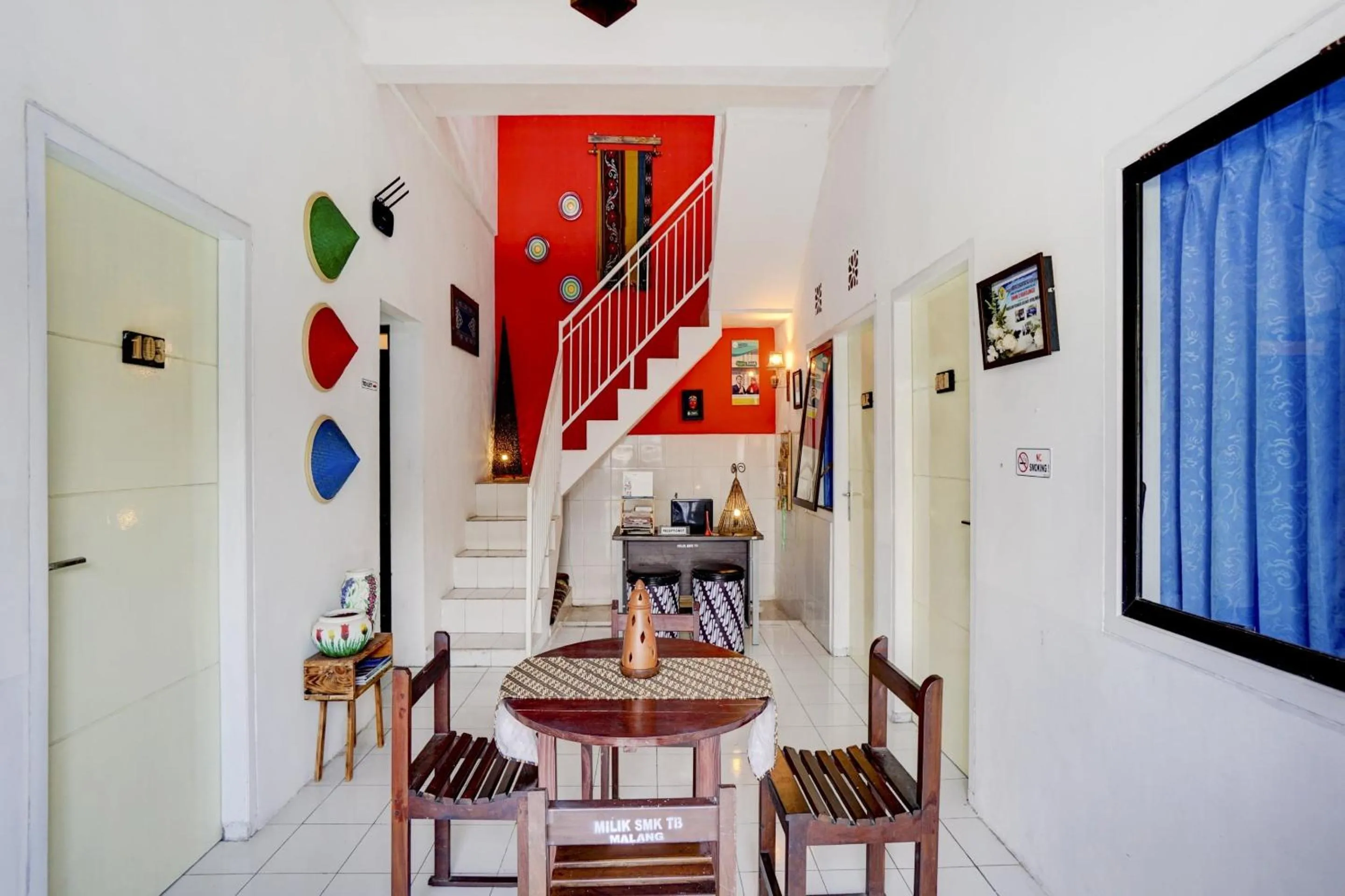 Lobby or reception in Hotel O Edotel Tebe Syariah