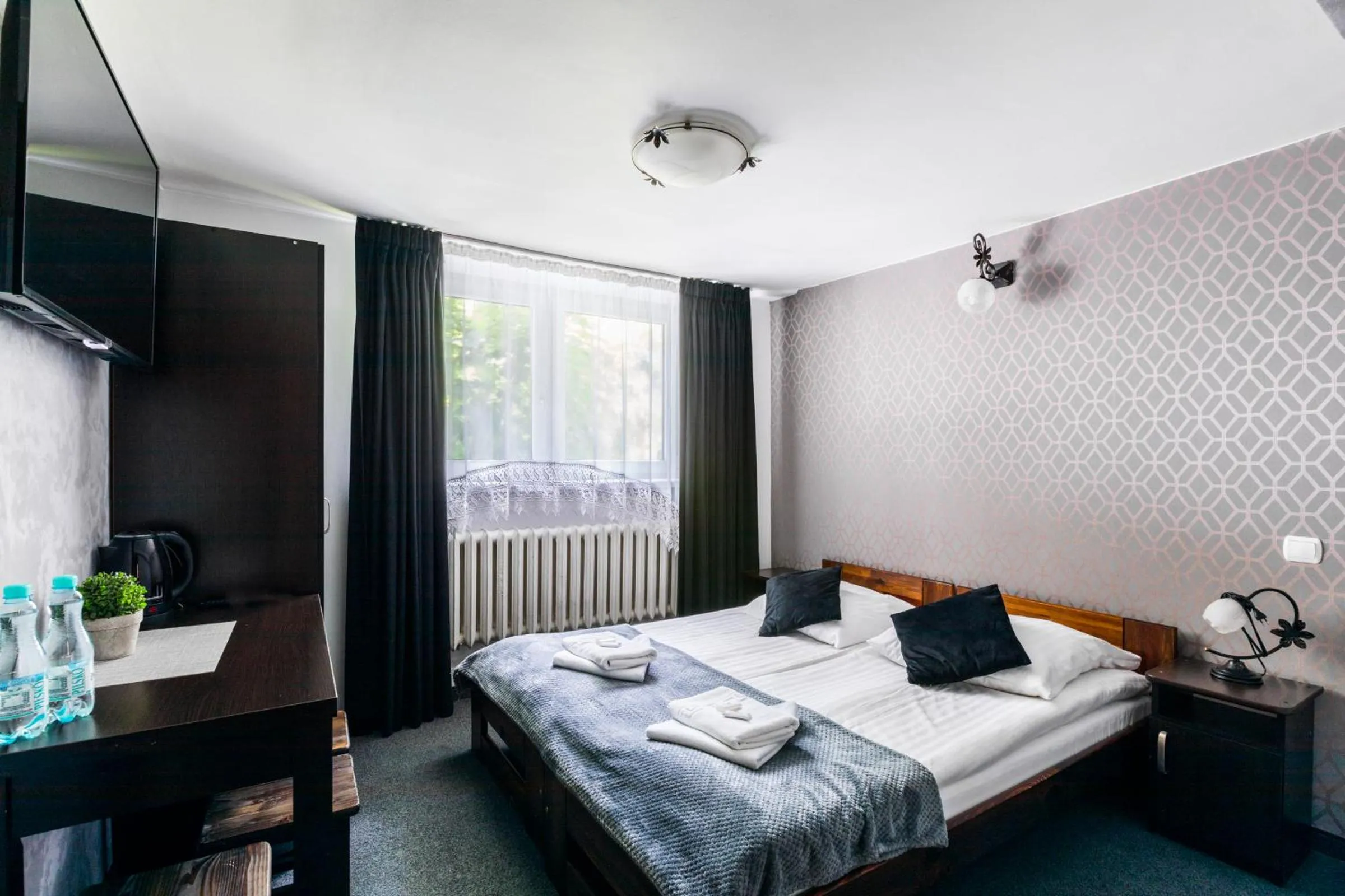 Photo of the whole room, Bed in Willa Biały Domek - 600m Krupówki