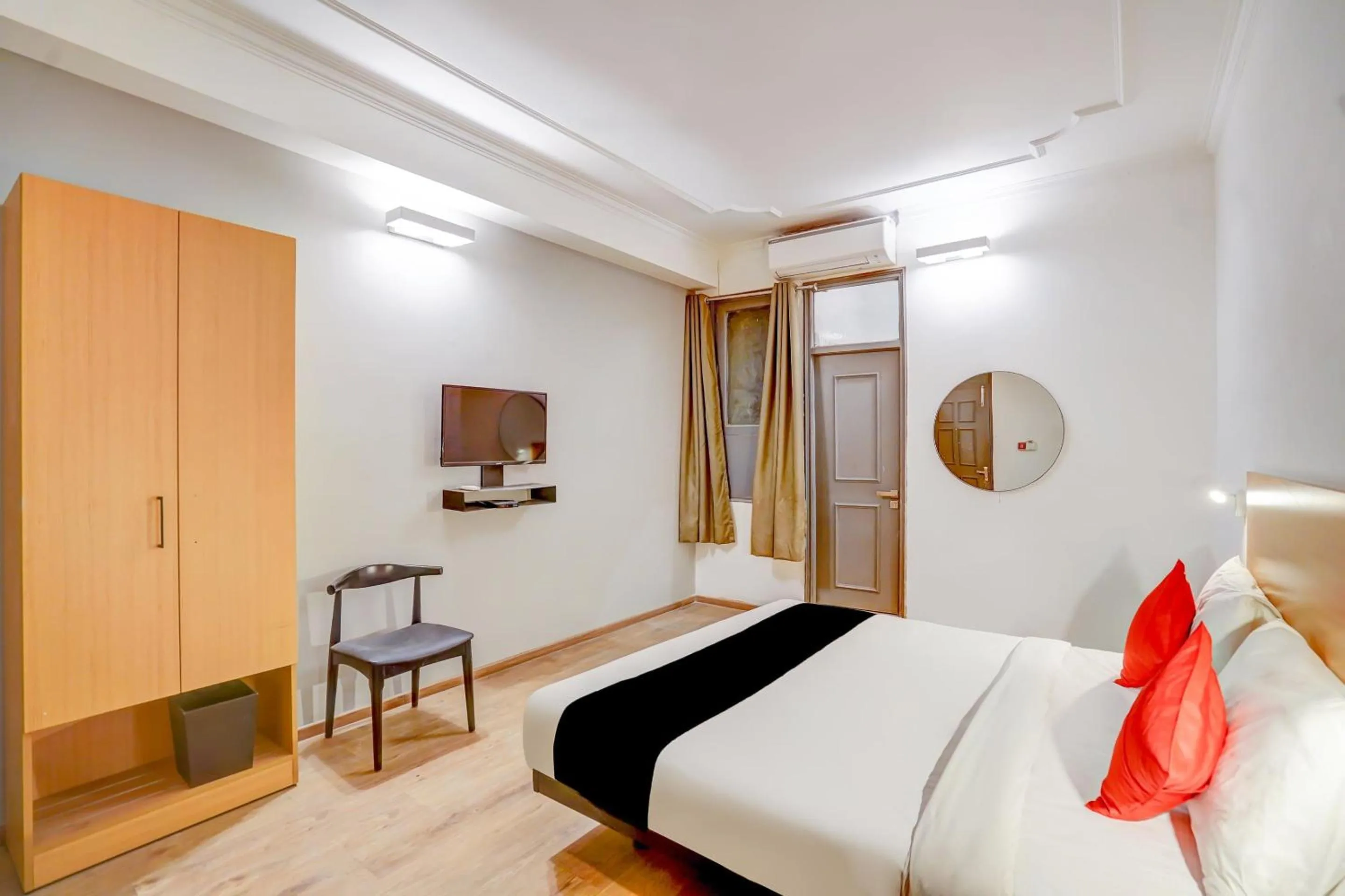 Bedroom, Bed in Super Capital O Jp Tower