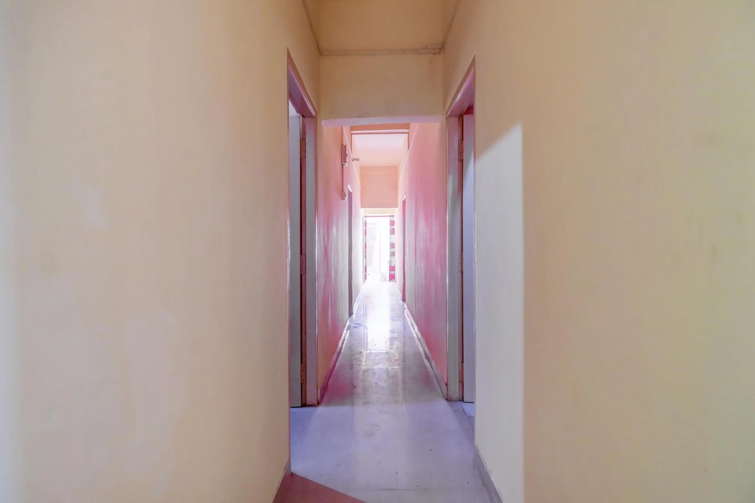 Lobby or reception in Hotel O by OYO Sidhu Kanhu & Banquet