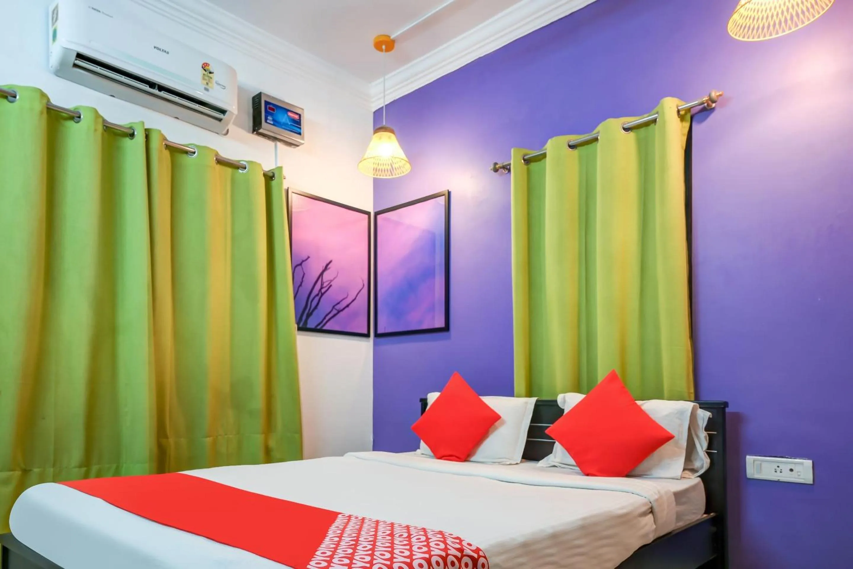 Bedroom in Hotel O DREAM INN