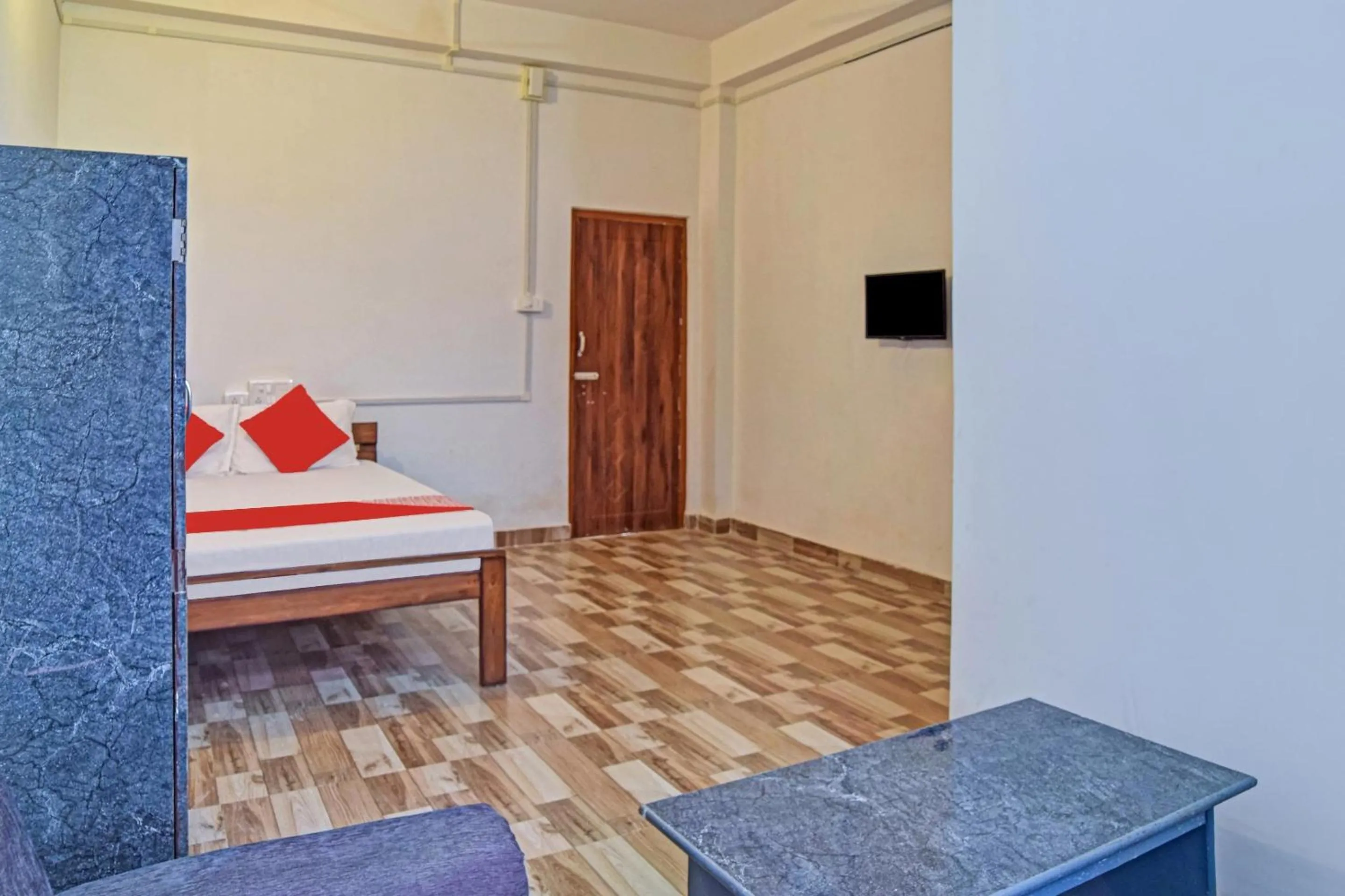 Bedroom, Bed in Hotel O JP Guest House