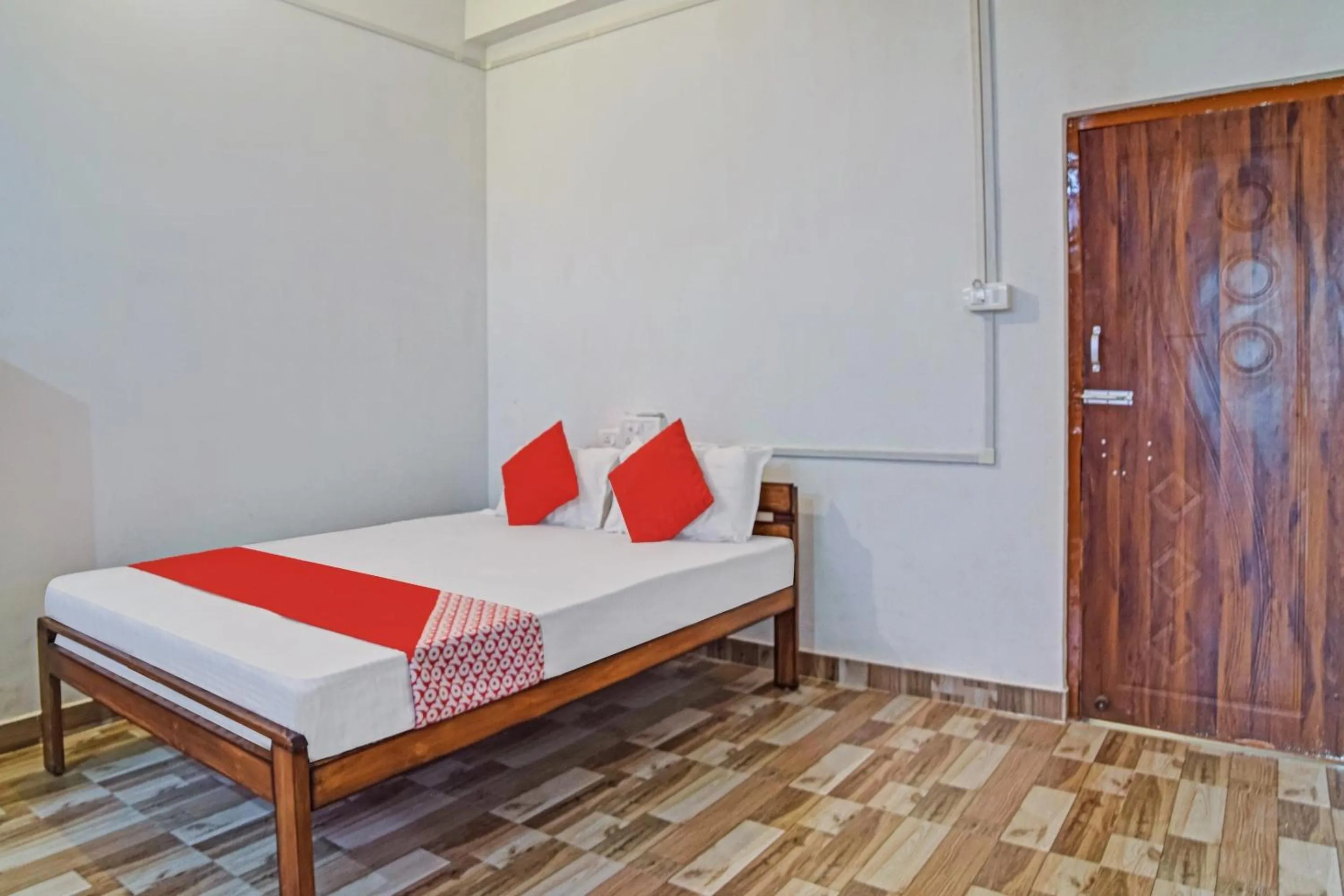 Bedroom, Bed in Hotel O JP Guest House