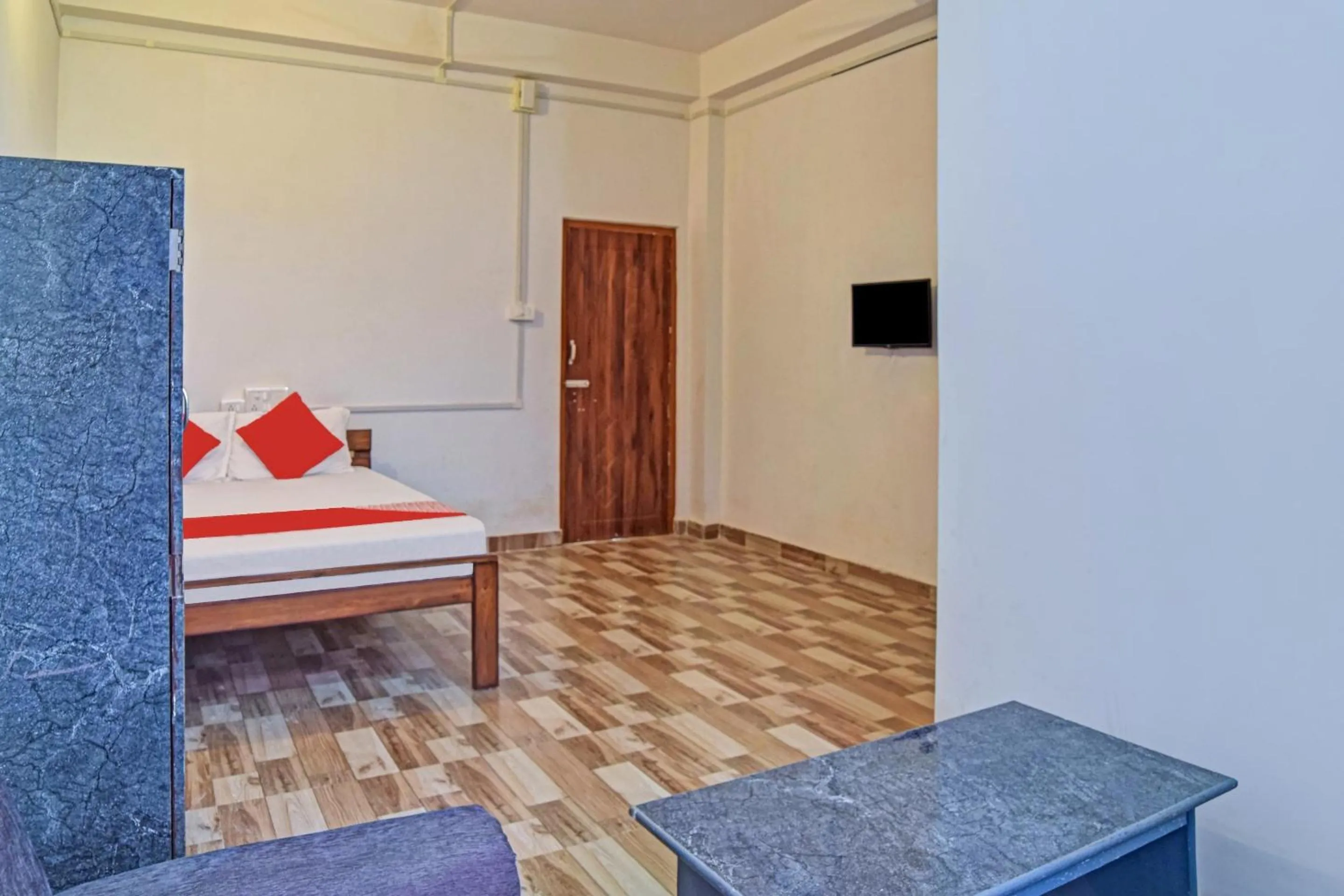 Bedroom, Bed in Hotel O JP Guest House