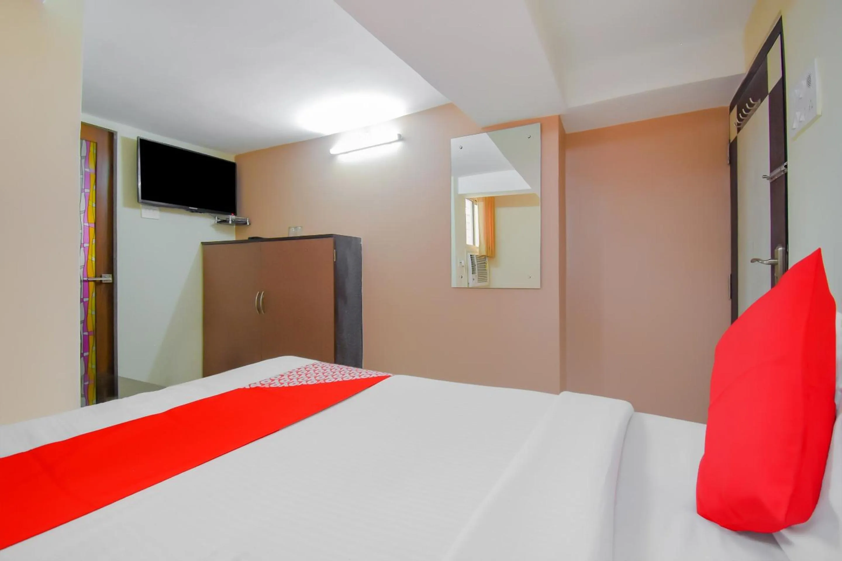 Lobby or reception in Hotel O Lindsay Inn Guest House