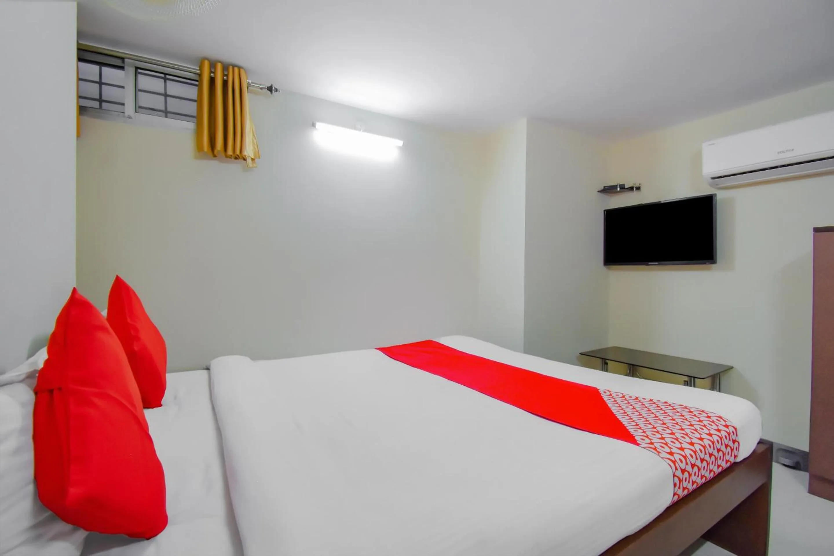 Bedroom in Hotel O Lindsay Inn Guest House