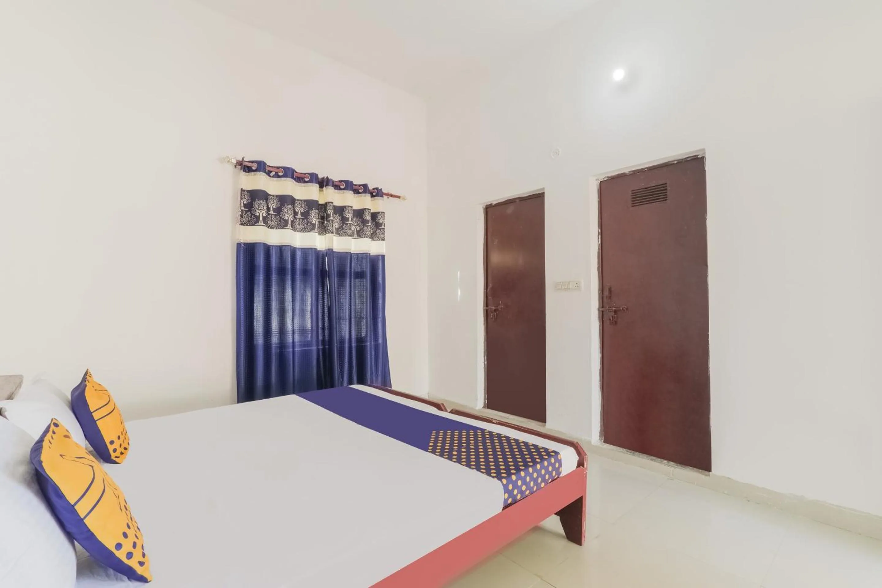 Bedroom, Bed in SPOT ON Sahyadri Inn