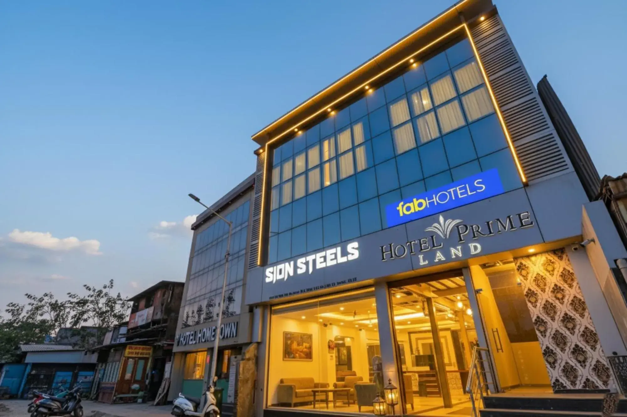 Property building in FabHotel Prime Land - Nr BKC Property building in FabHotel Prime Land - Nr BKC