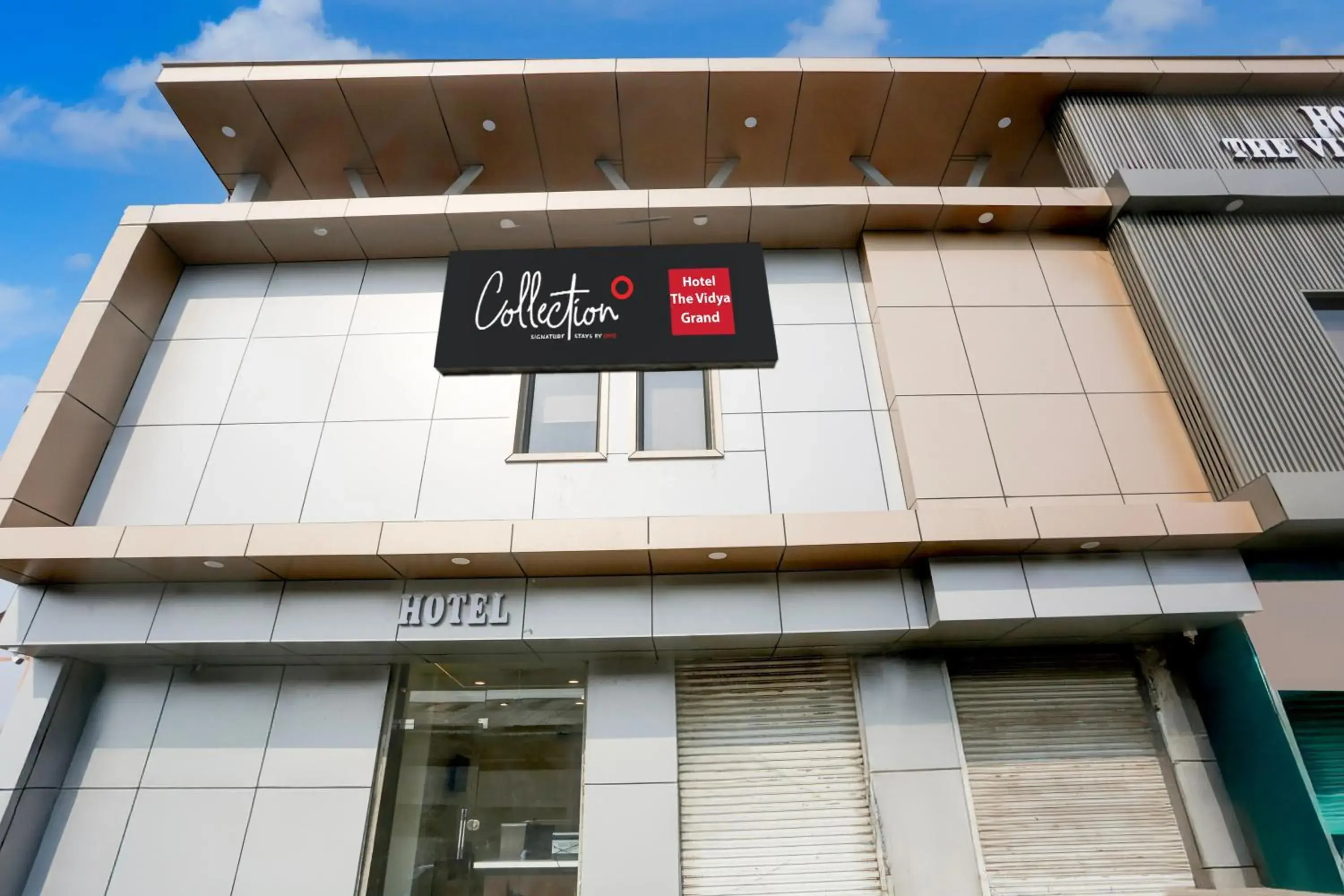 Facade/entrance in Super Collection O The Vidya Grand Facade/entrance in Super Collection O The Vidya Grand