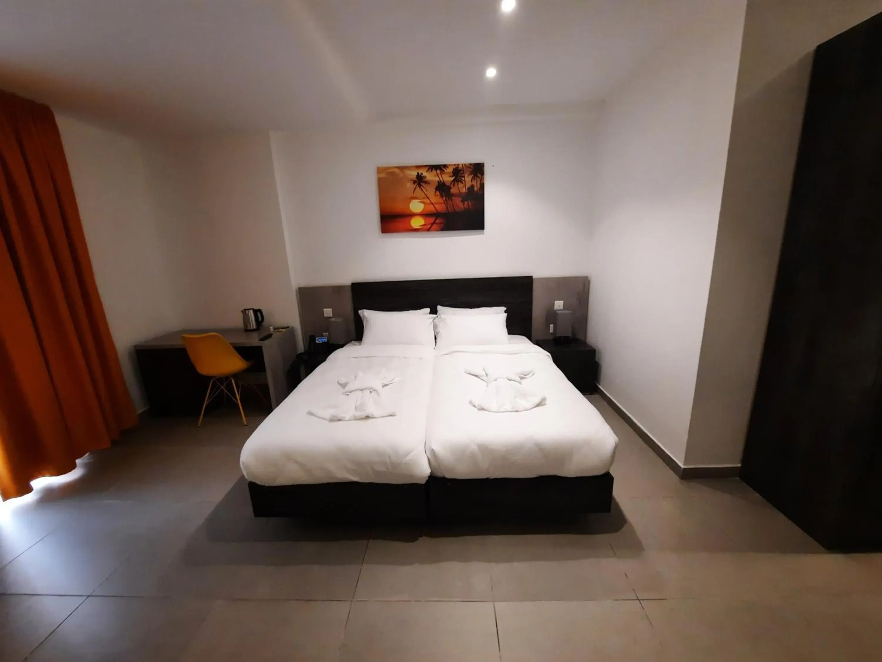 Triple Room - single occupancy in Hotel Shoreline Triple Room - single occupancy in Hotel Shoreline