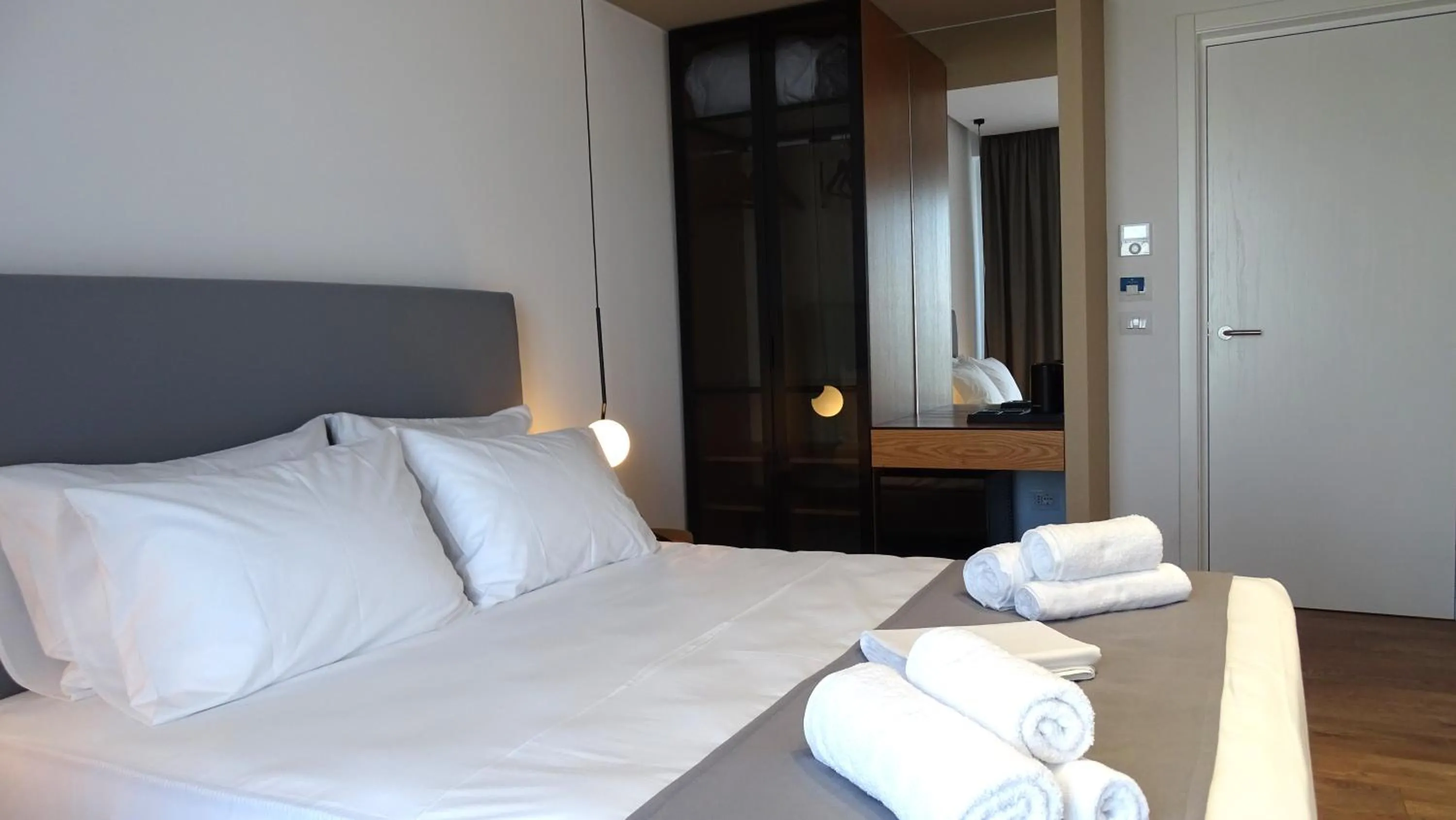 Bed in Valmar Hotel