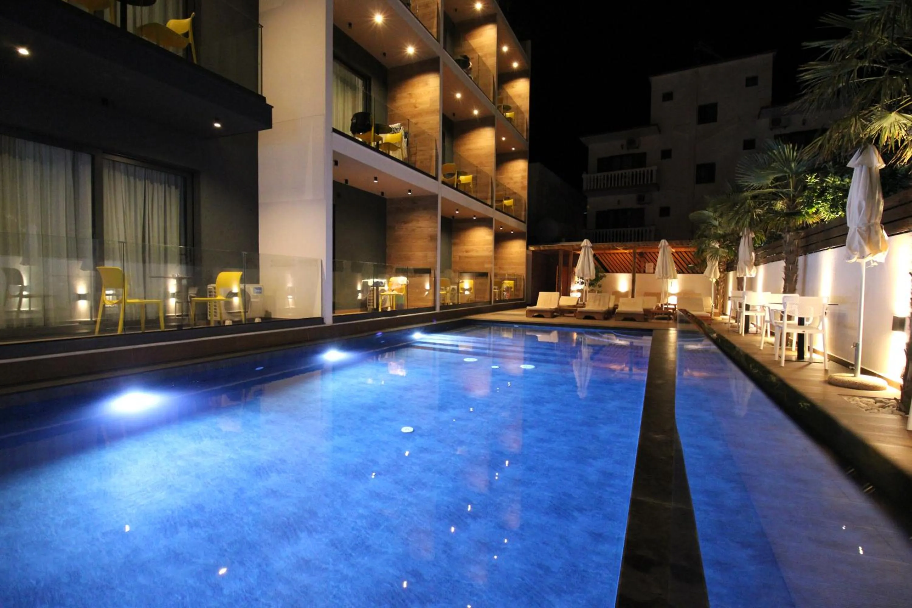 Swimming pool in Valmar Hotel
