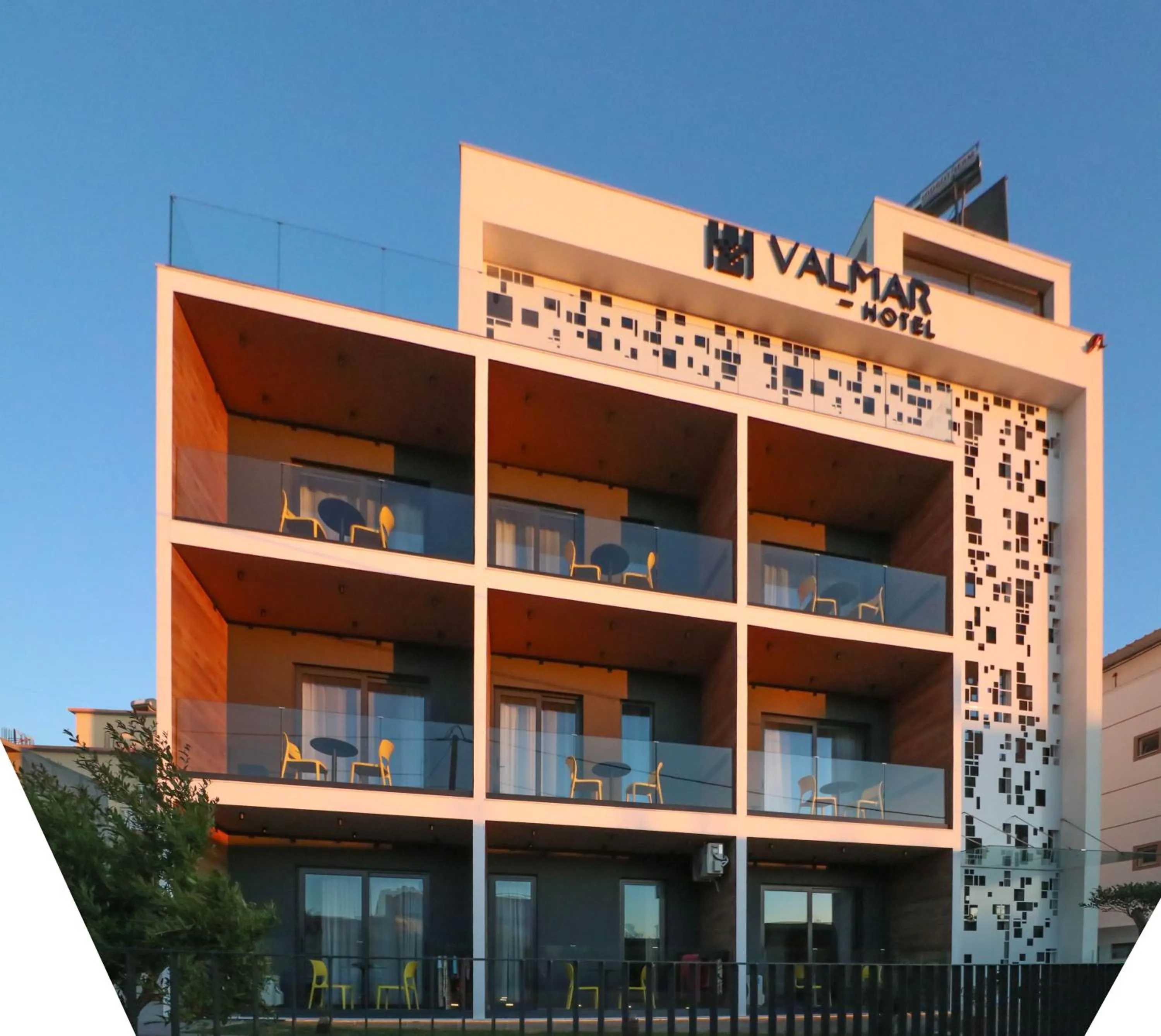 Facade/entrance in Valmar Hotel