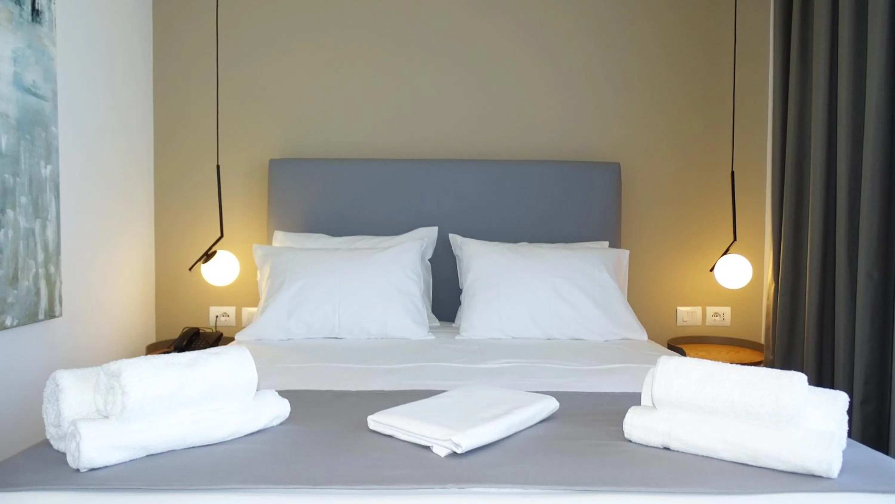 Bed in Valmar Hotel