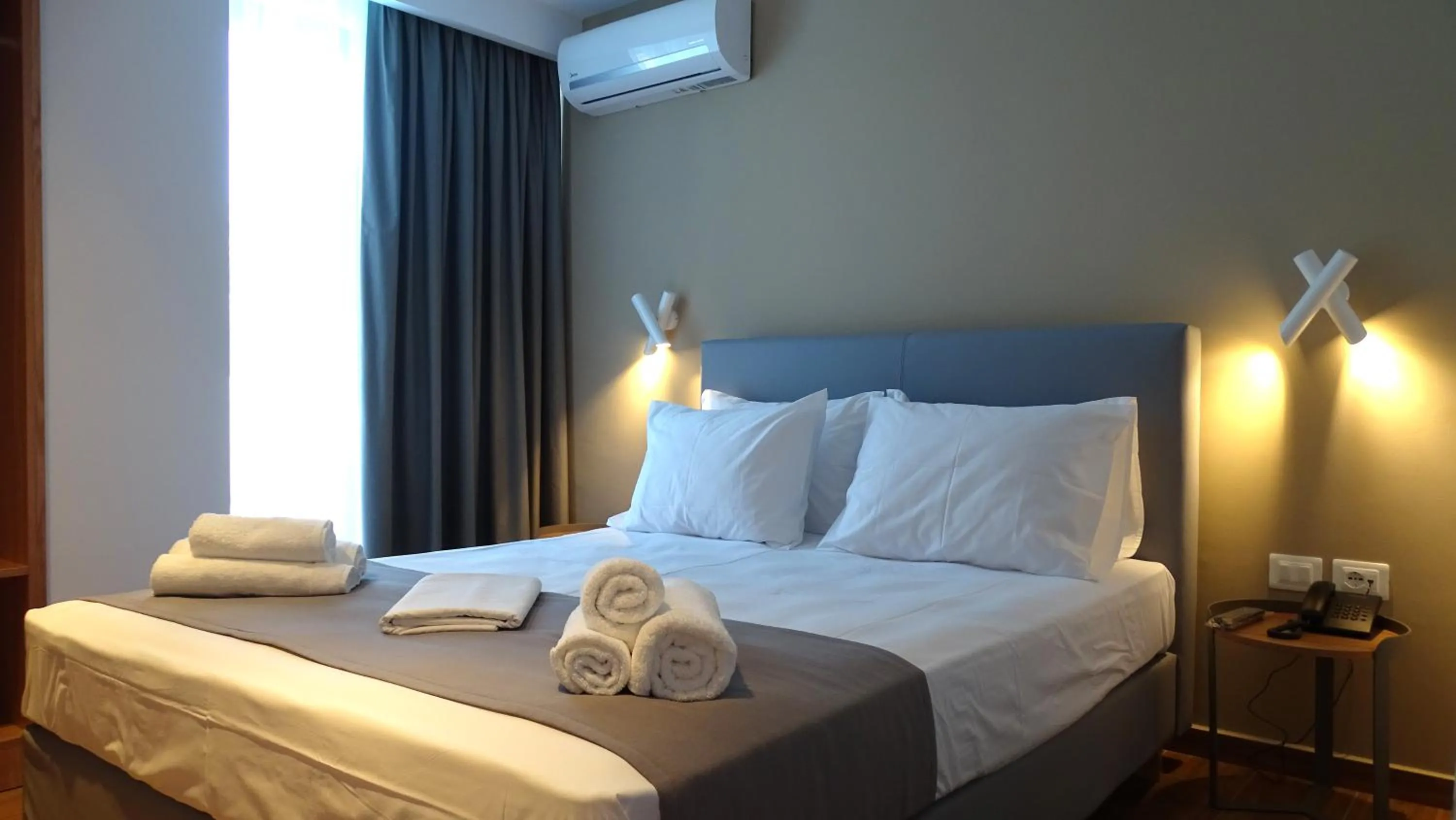 Bed in Valmar Hotel