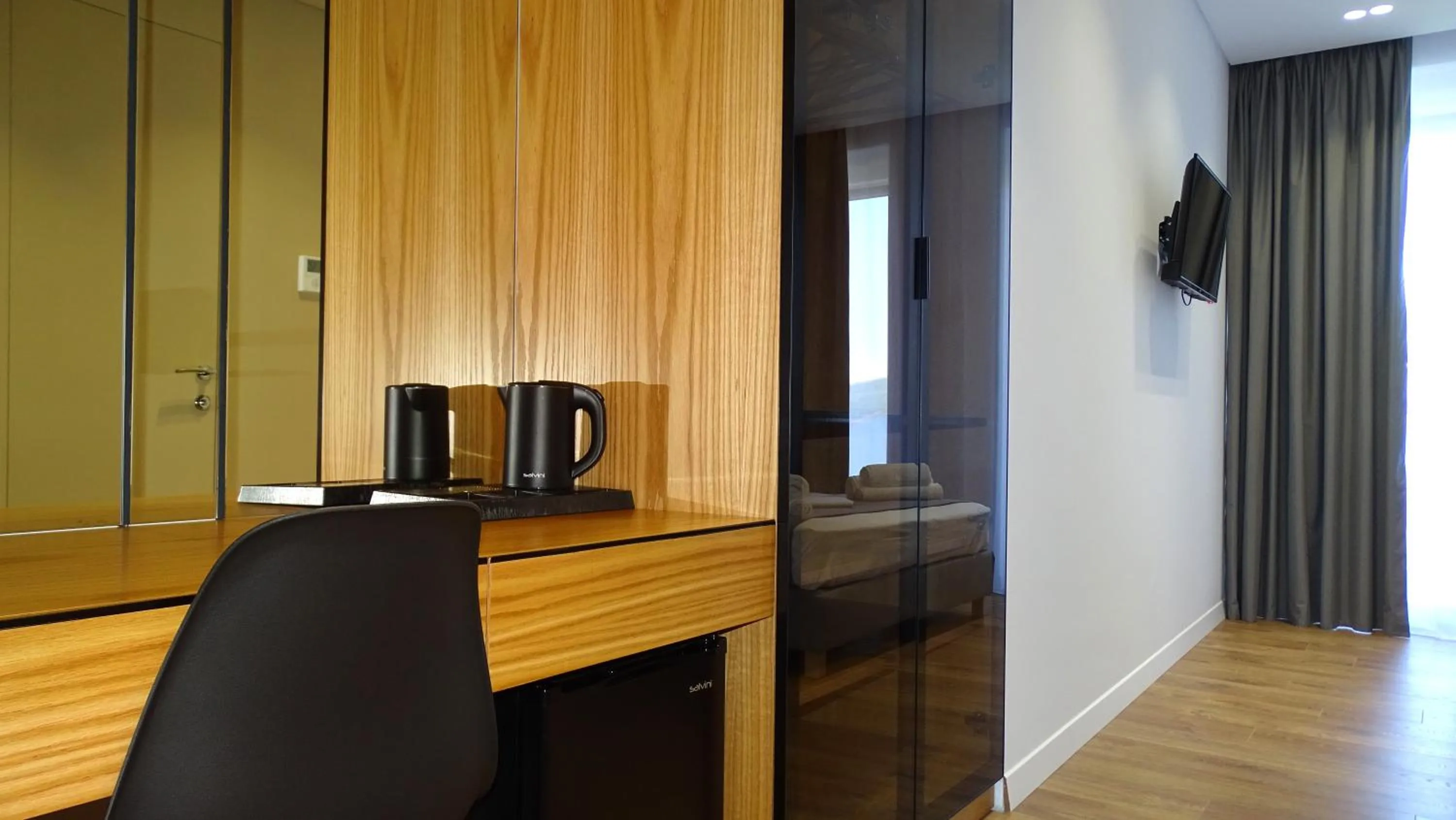 TV and multimedia in Valmar Hotel