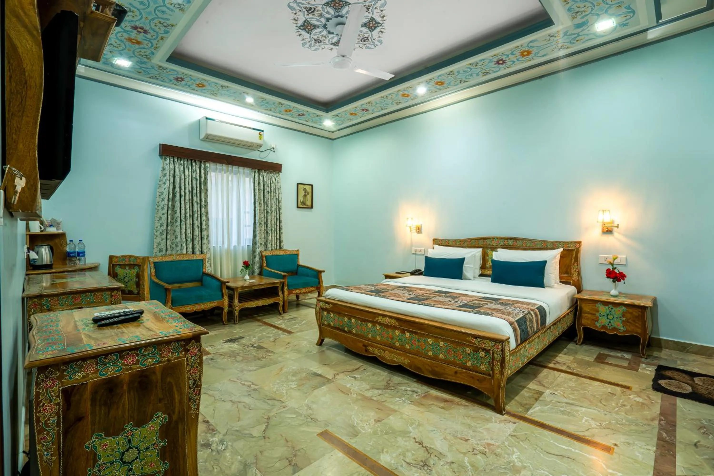 Bed in Marugarh Resort and Spa