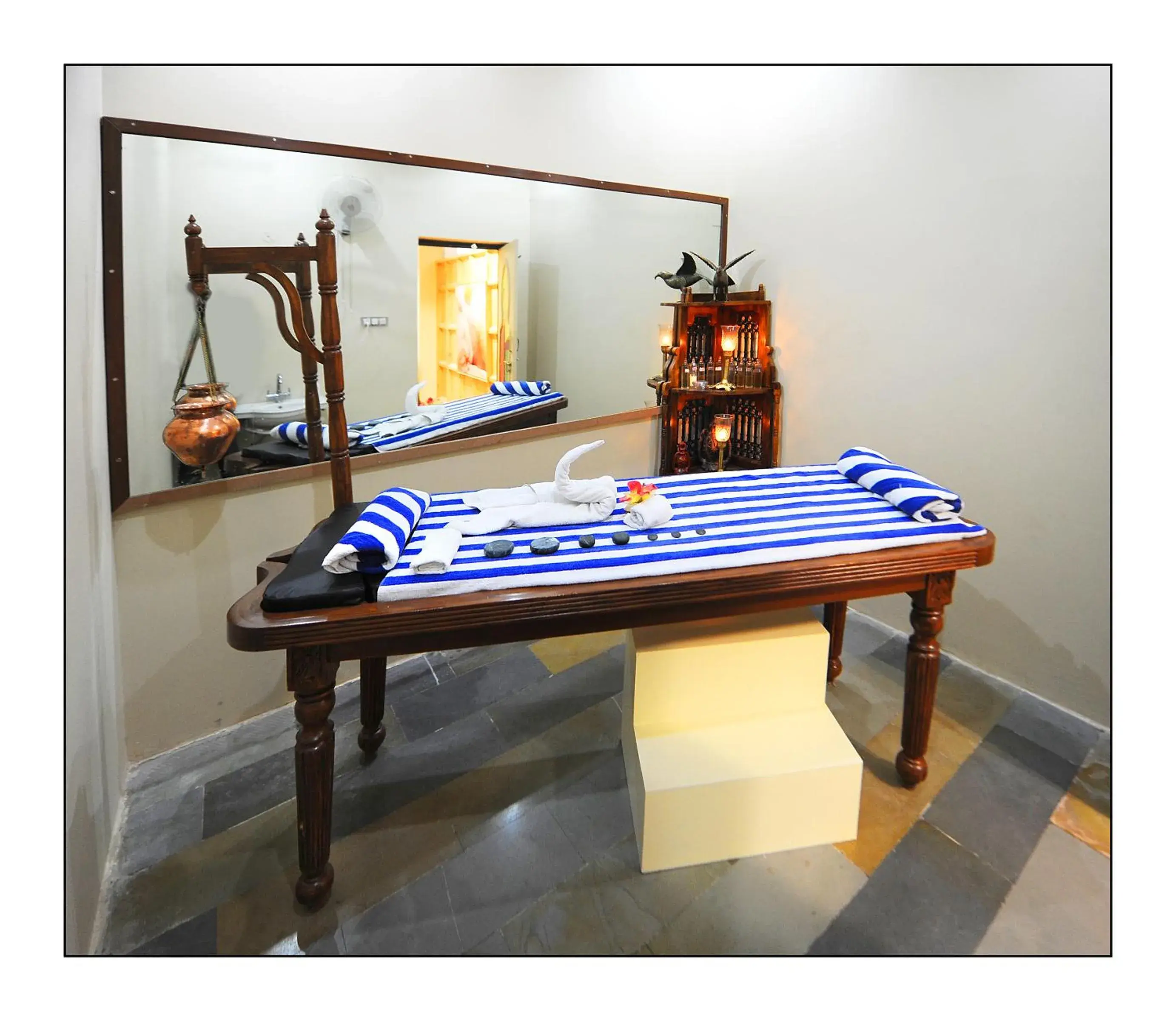 Spa and wellness centre/facilities, Bed in Marugarh Resort and Spa Spa and wellness centre/facilities, Bed in Marugarh Resort and Spa