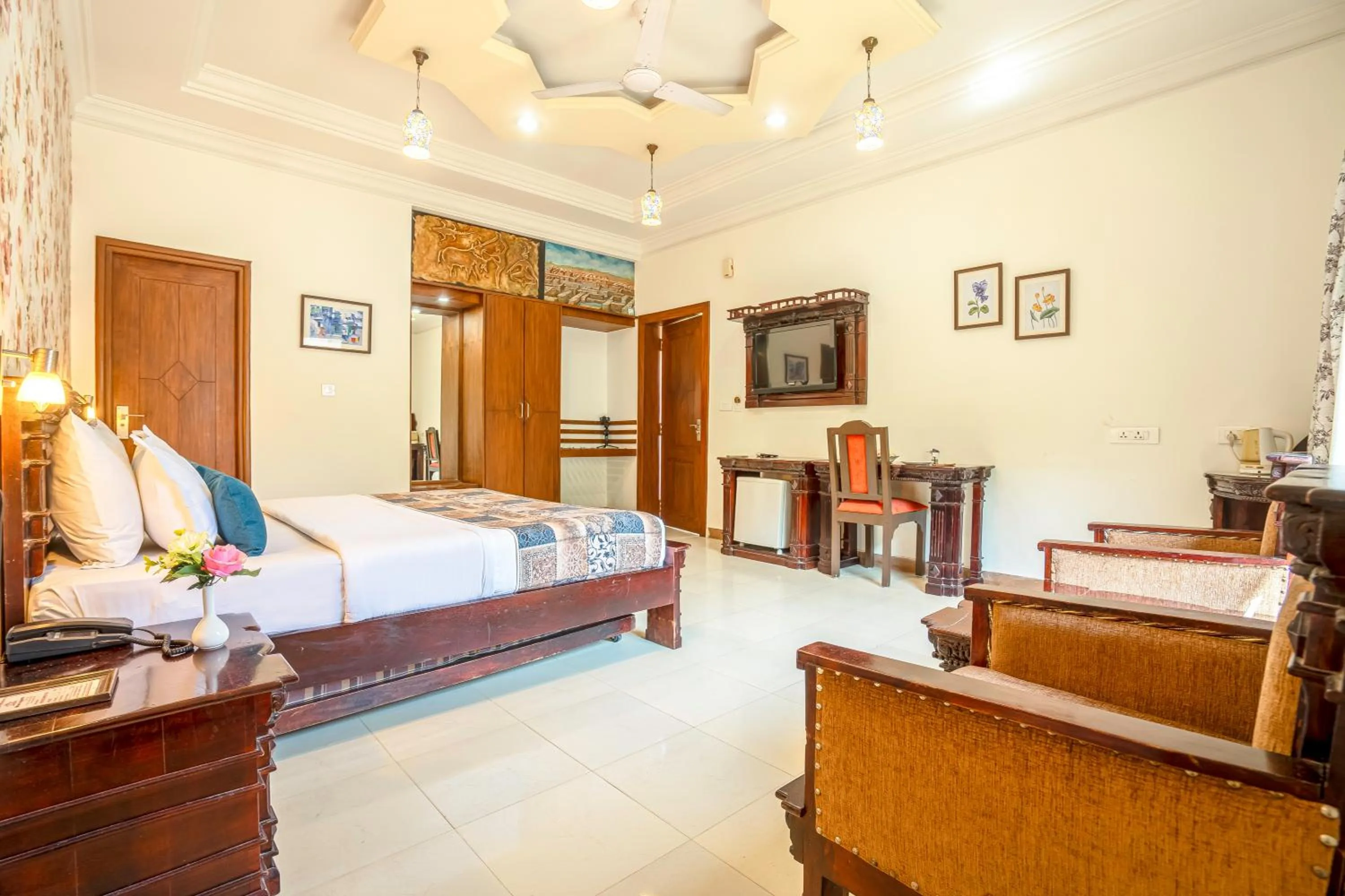 Bed in Marugarh Resort and Spa